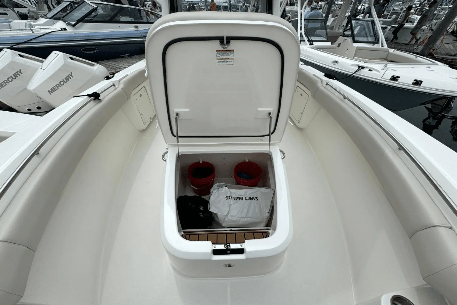 2025 Boston Whaler 280 Outrage Image Thumbnail #31