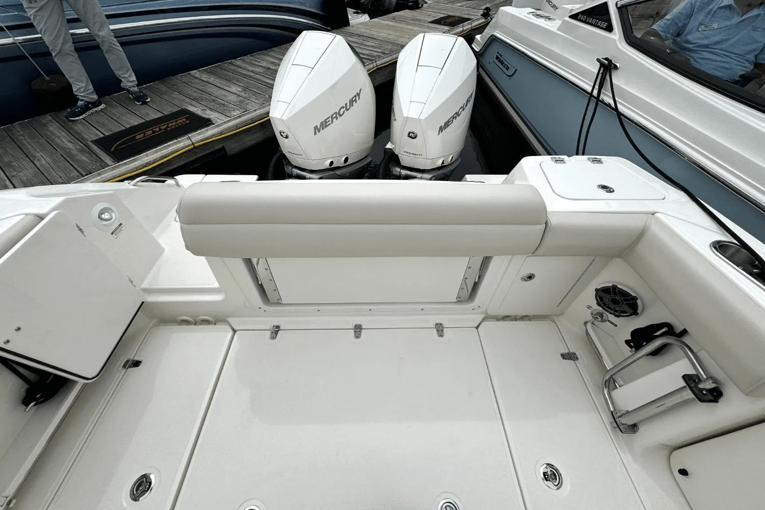 2025 Boston Whaler 280 Outrage Image Thumbnail #4