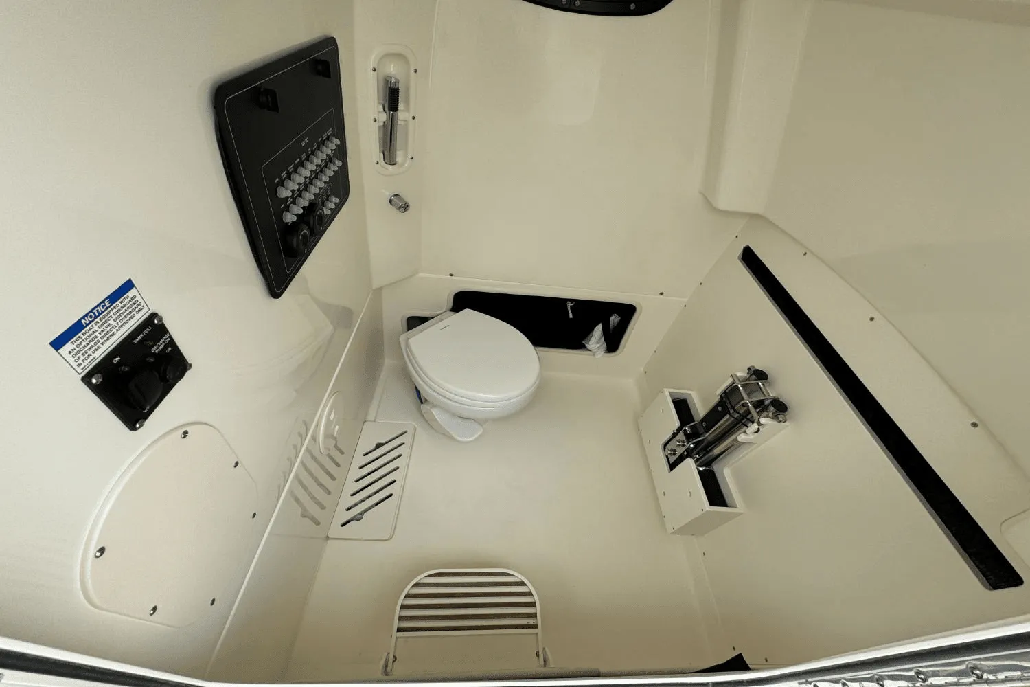 2025 Boston Whaler 280 Outrage Image Thumbnail #24
