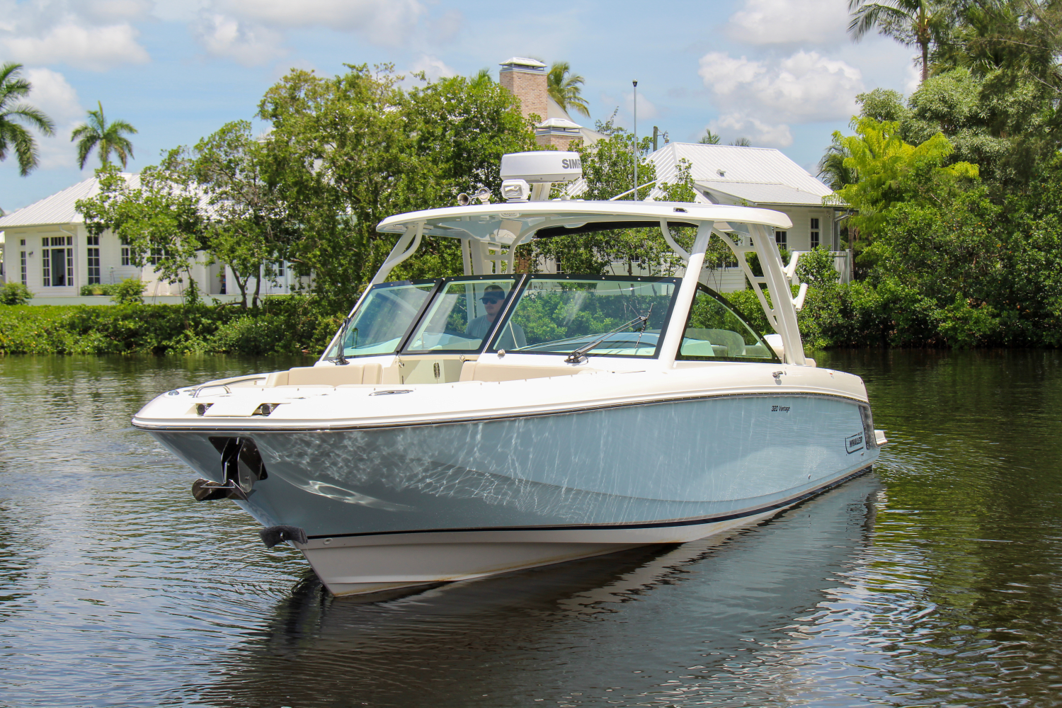 2025 Boston Whaler 320 Vantage Image Thumbnail #7