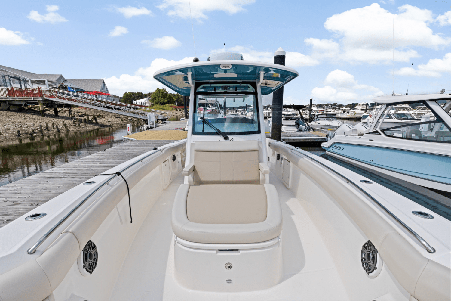 2025 Boston Whaler 330 Outrage Image Thumbnail #39