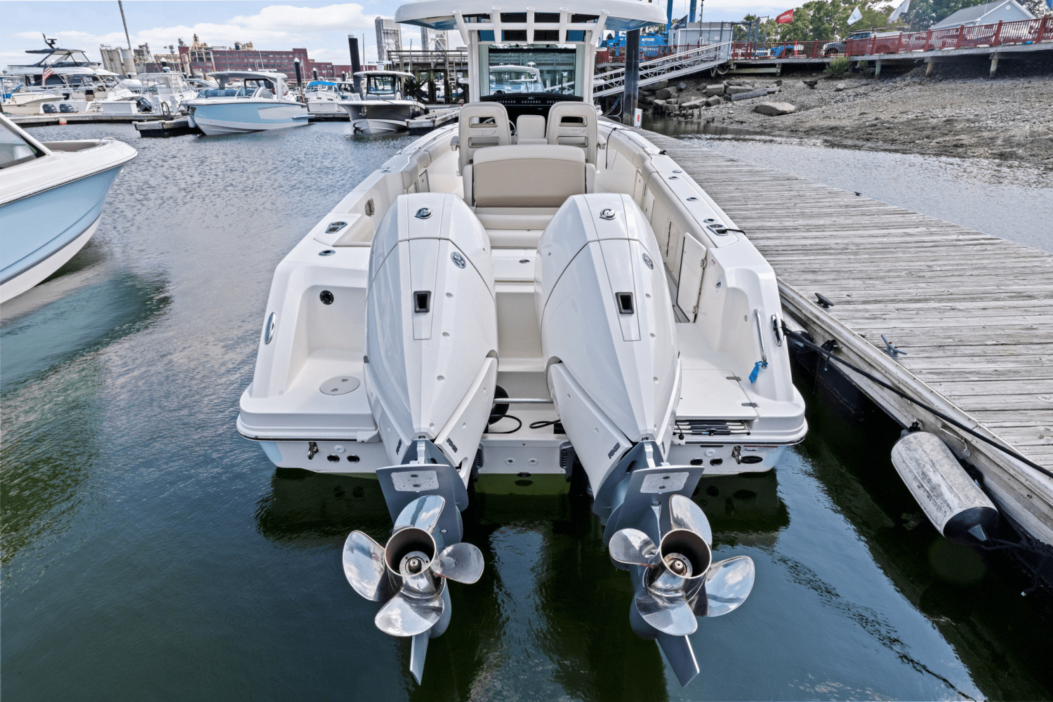 2025 Boston Whaler 330 Outrage Image Thumbnail #8