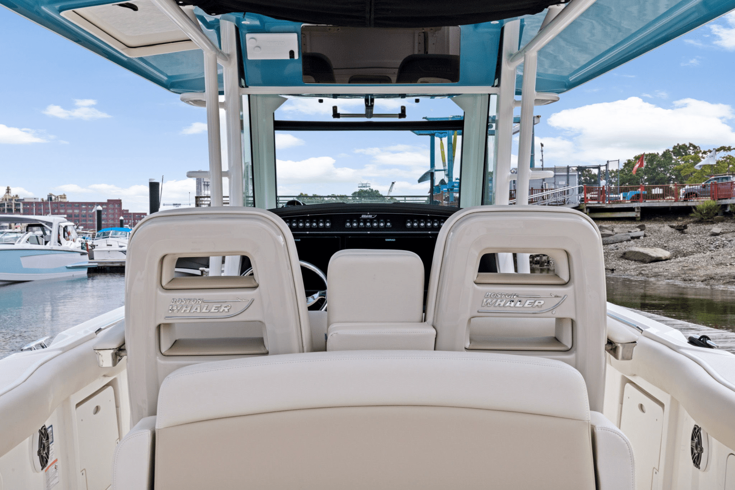 2025 Boston Whaler 330 Outrage Image Thumbnail #16