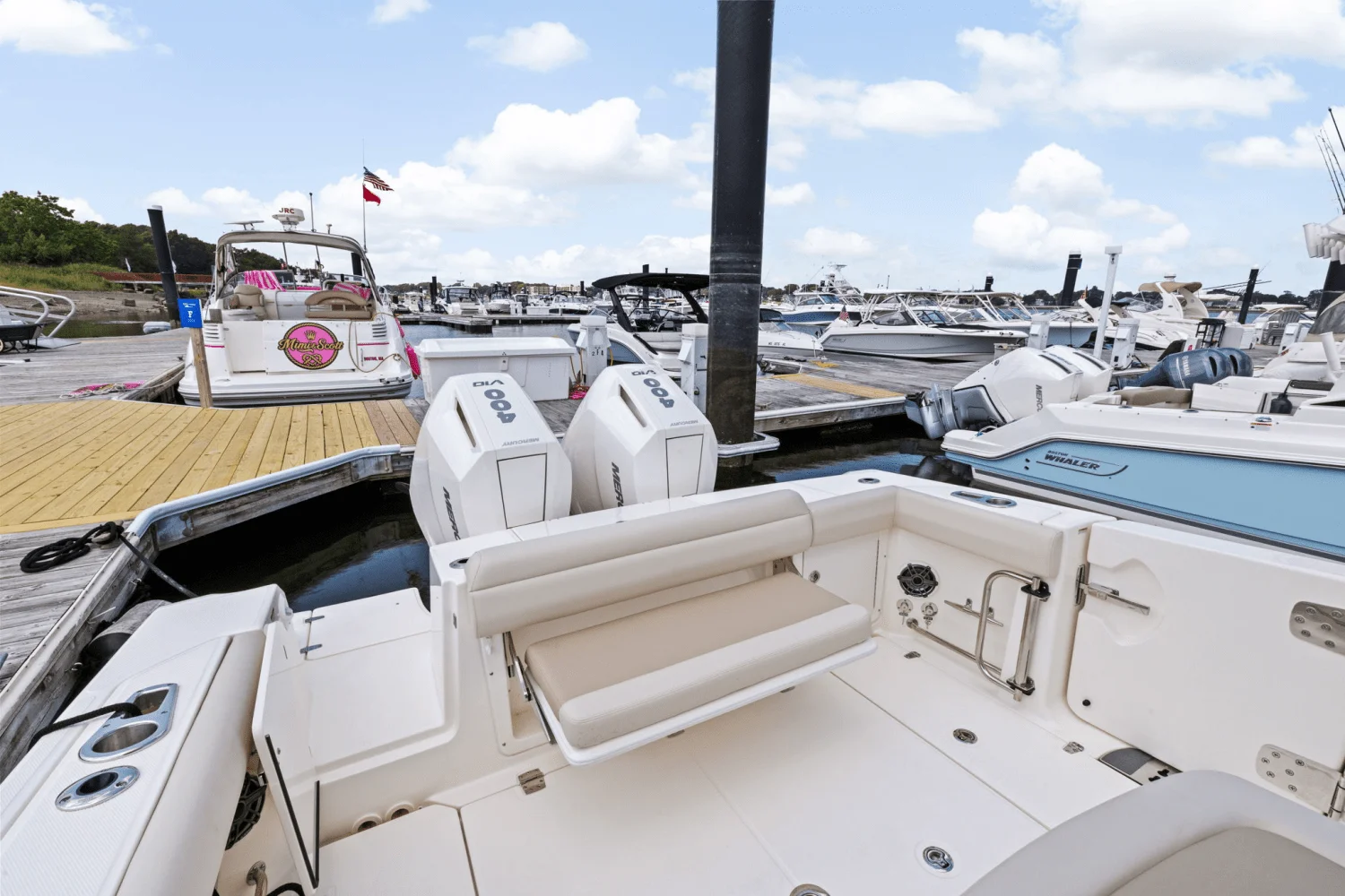 2025 Boston Whaler 330 Outrage Image Thumbnail #11