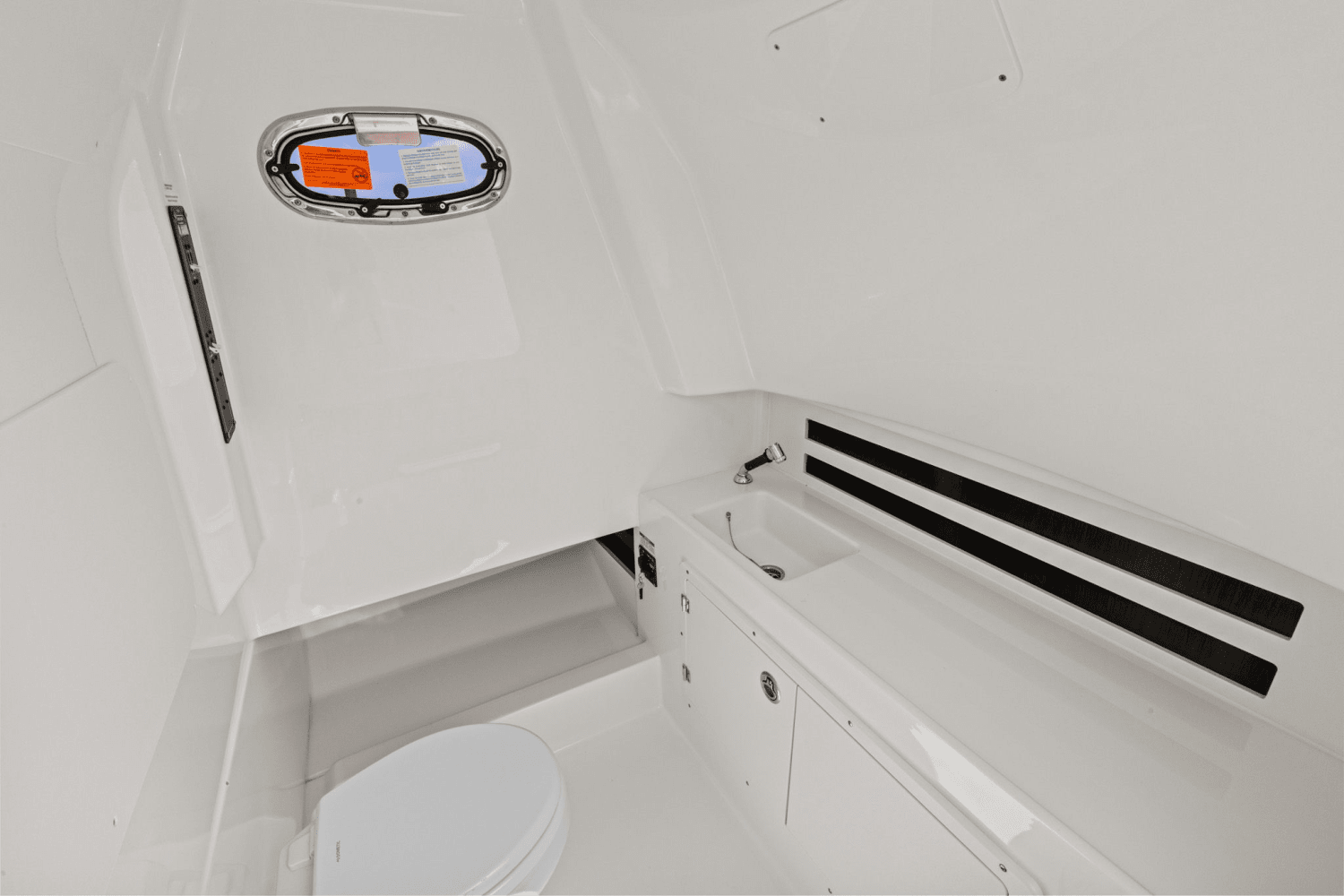 2025 Boston Whaler 330 Outrage Image Thumbnail #32
