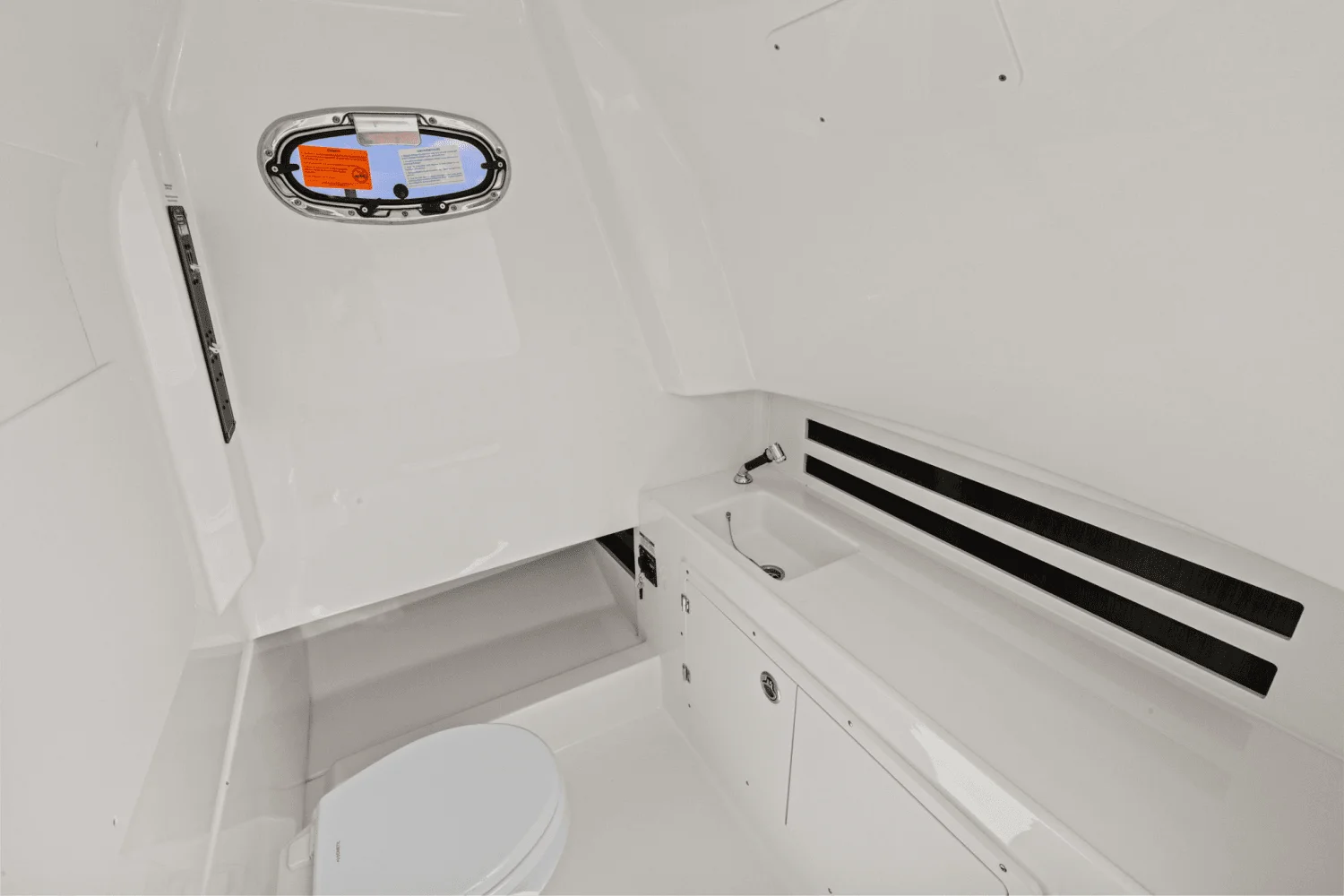 2025 Boston Whaler 330 Outrage Image Thumbnail #32