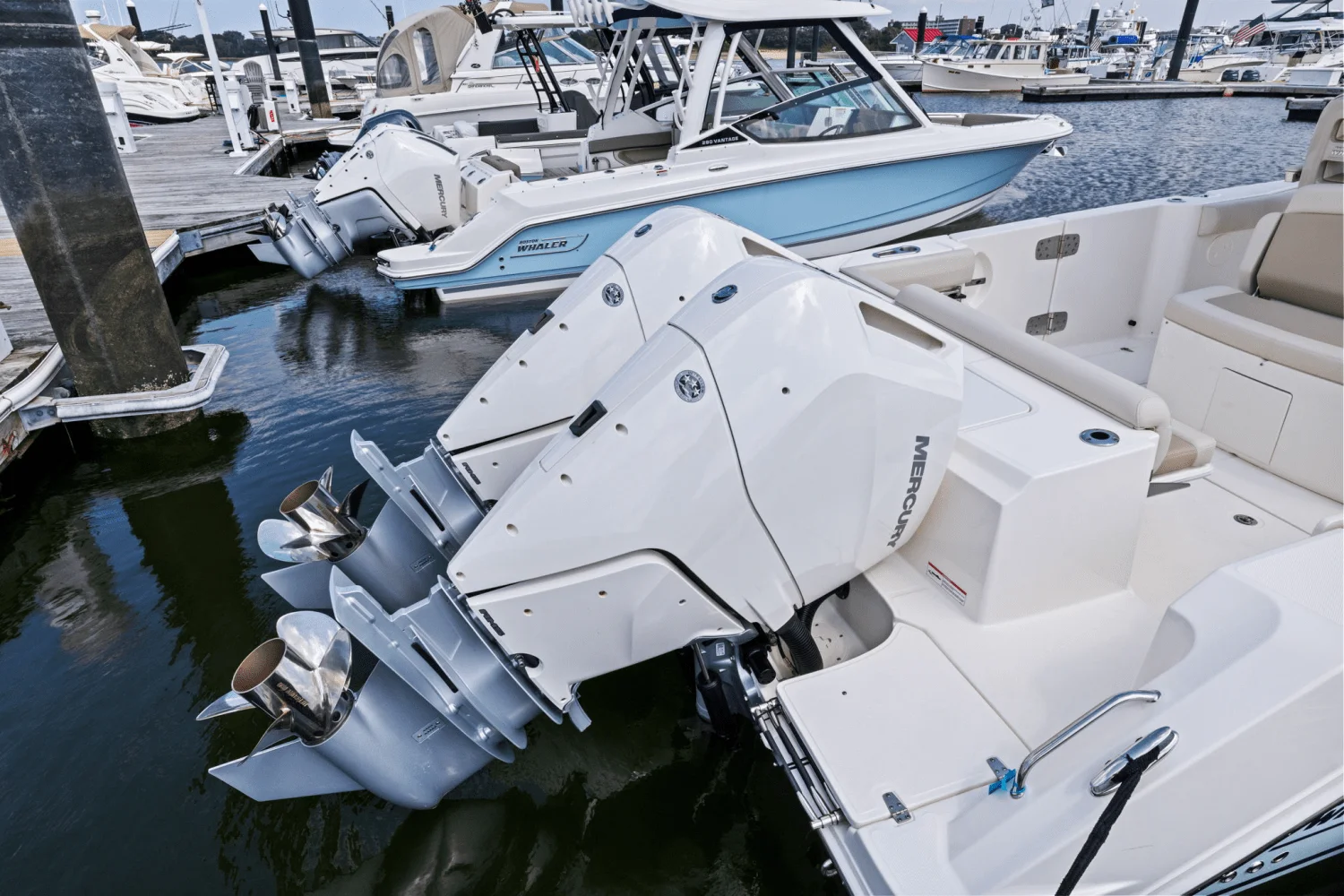 2025 Boston Whaler 330 Outrage Image Thumbnail #9