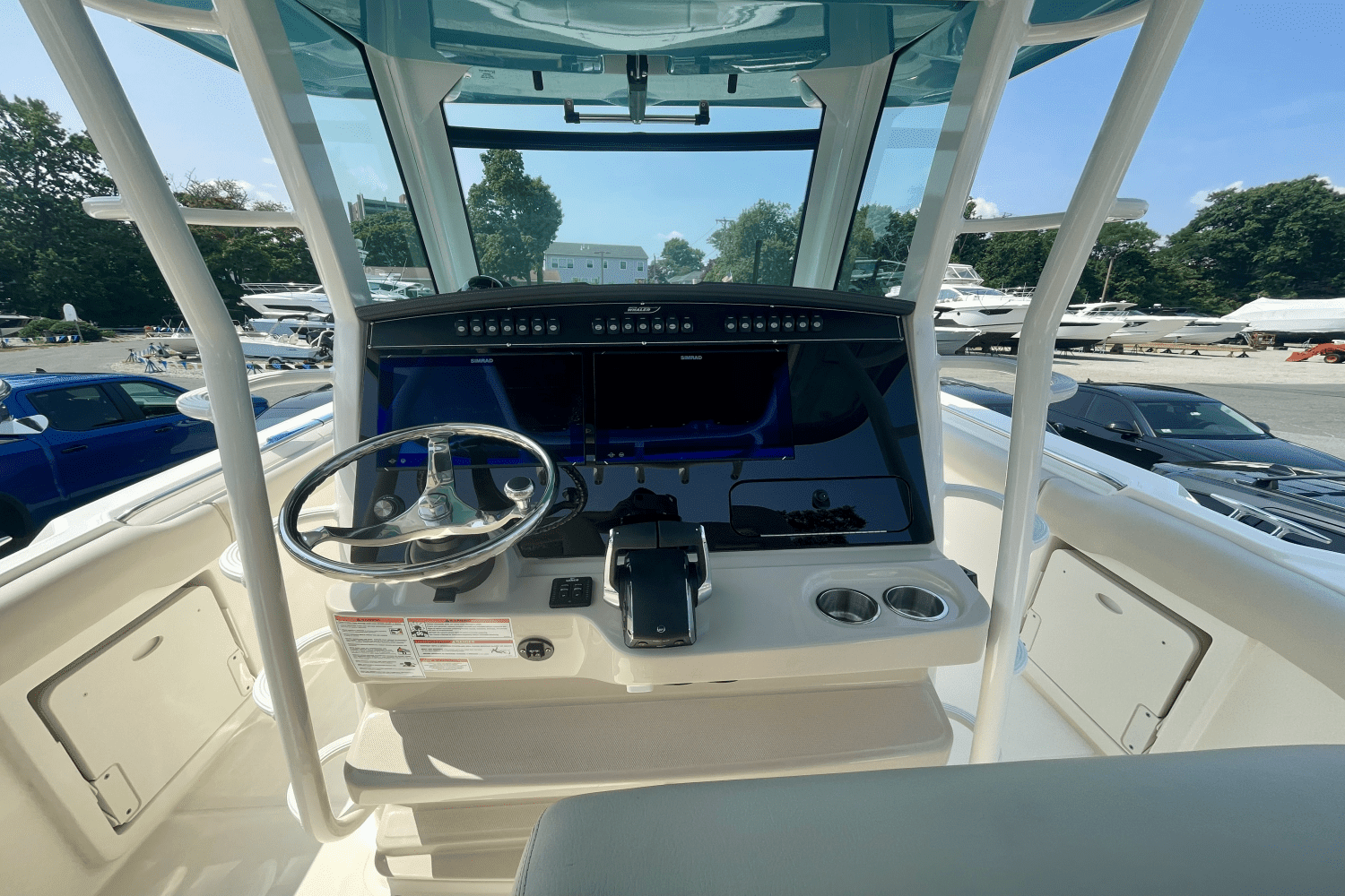 2025 Boston Whaler 330 Outrage Image Thumbnail #24