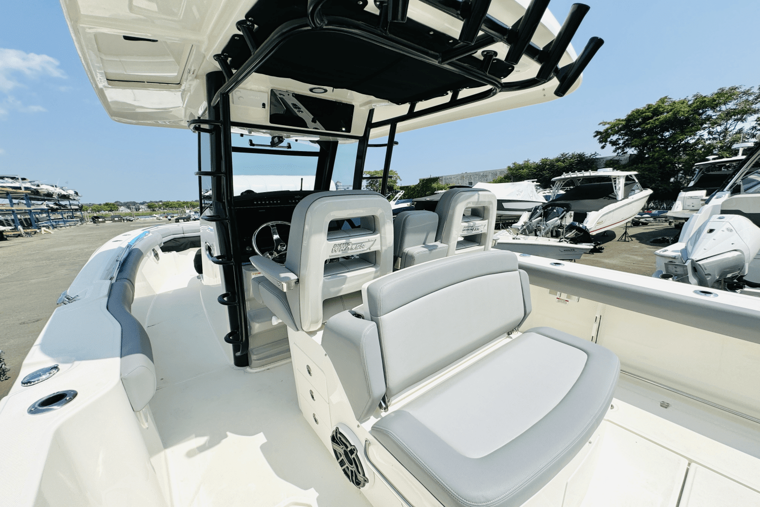 2025 Boston Whaler 330 Outrage Image Thumbnail #16