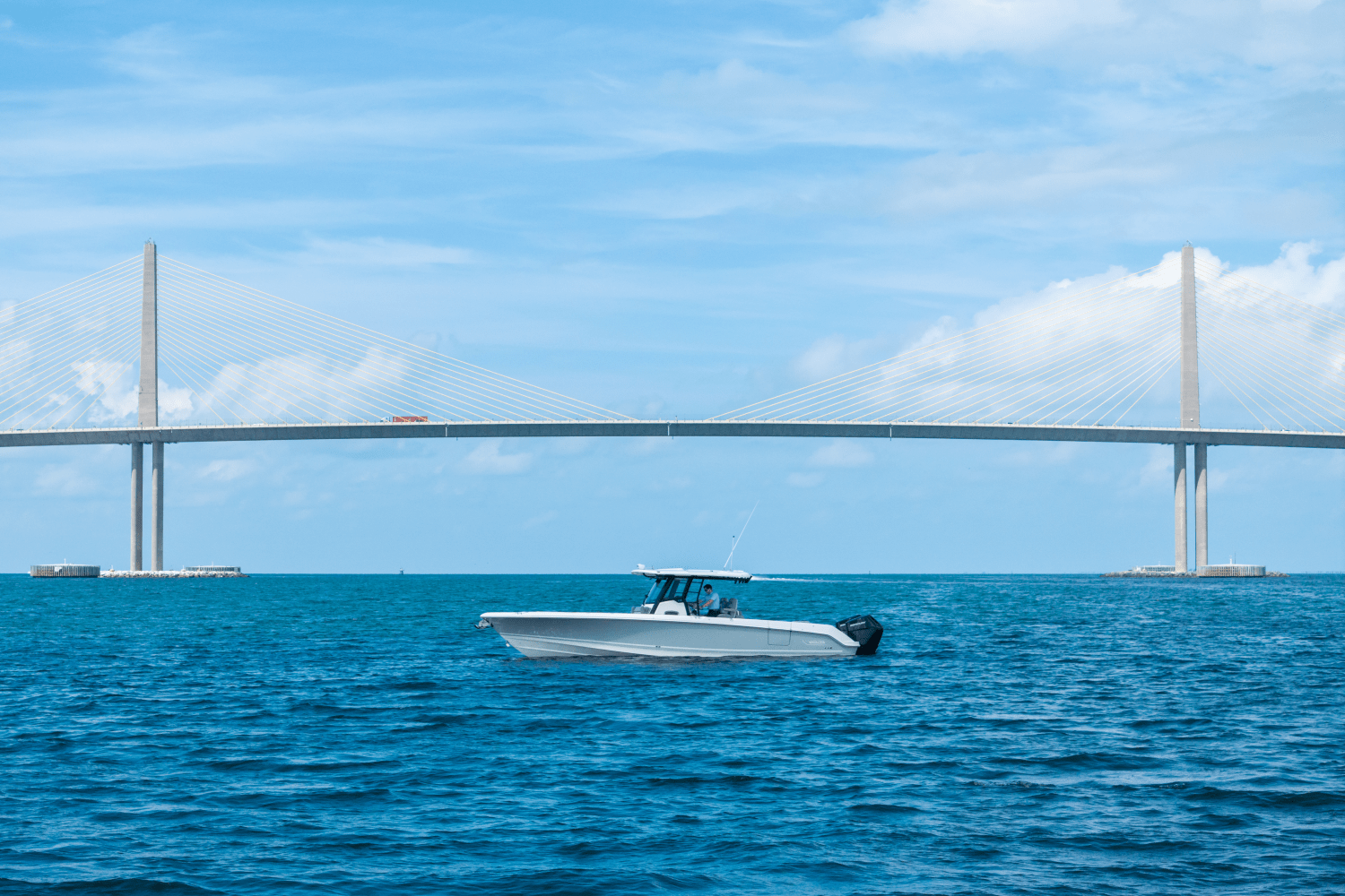 2025 Boston Whaler 330 Outrage Image Thumbnail #3