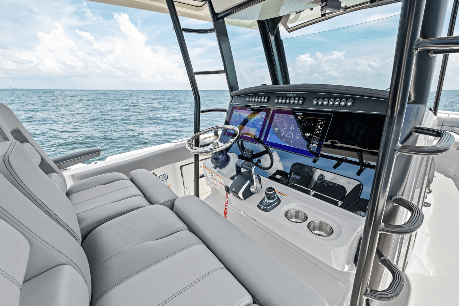 2025 Boston Whaler 330 Outrage Image Thumbnail #20