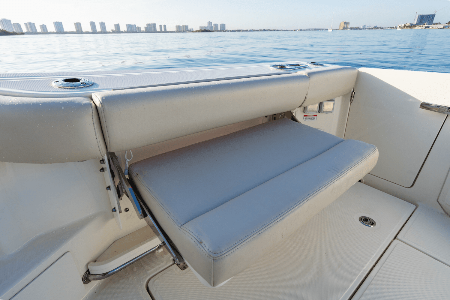 2021 Boston Whaler 405 CONQUEST Image Thumbnail #43