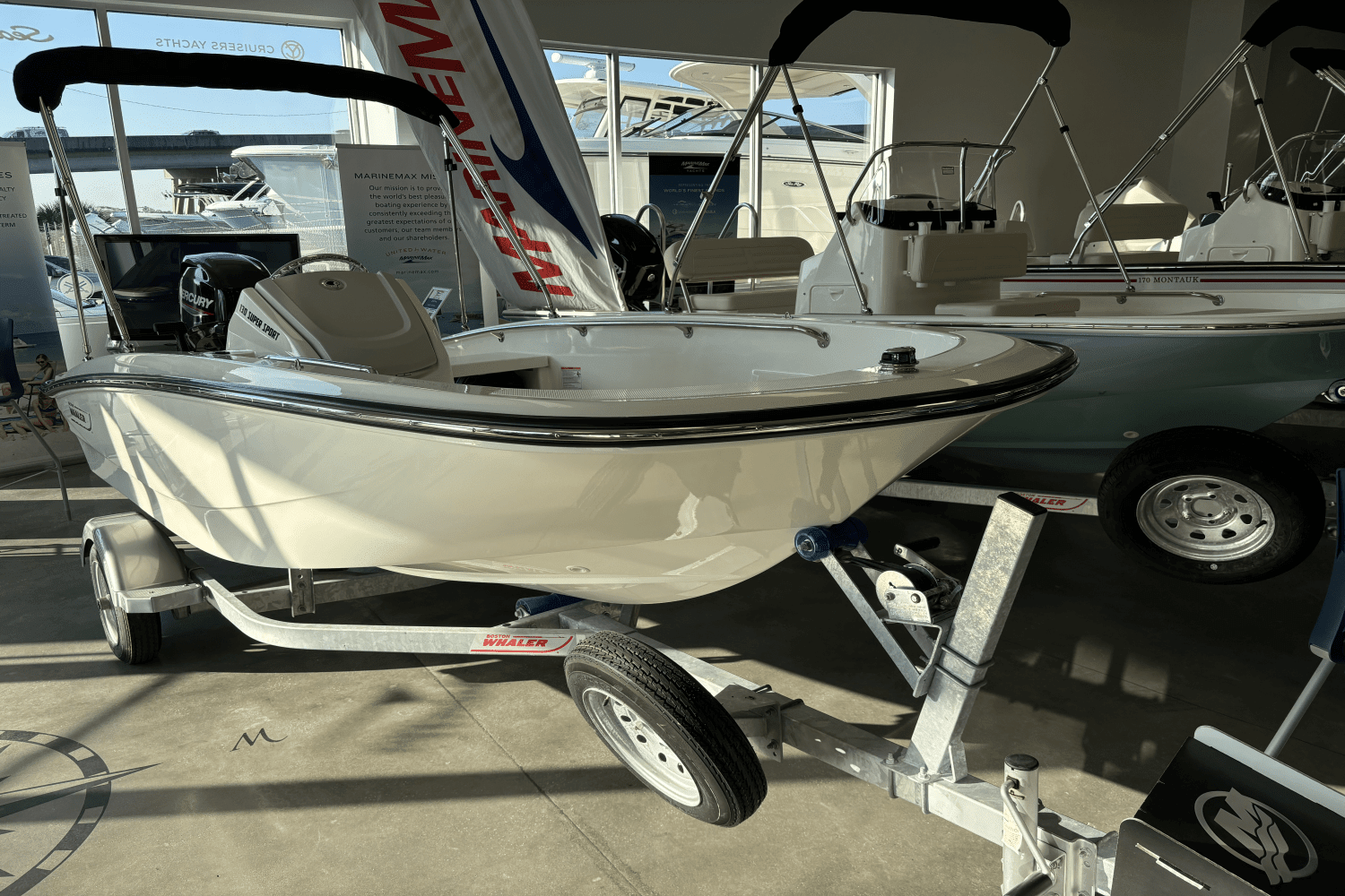 2025 Boston Whaler 130 Super Sport Image Thumbnail #2