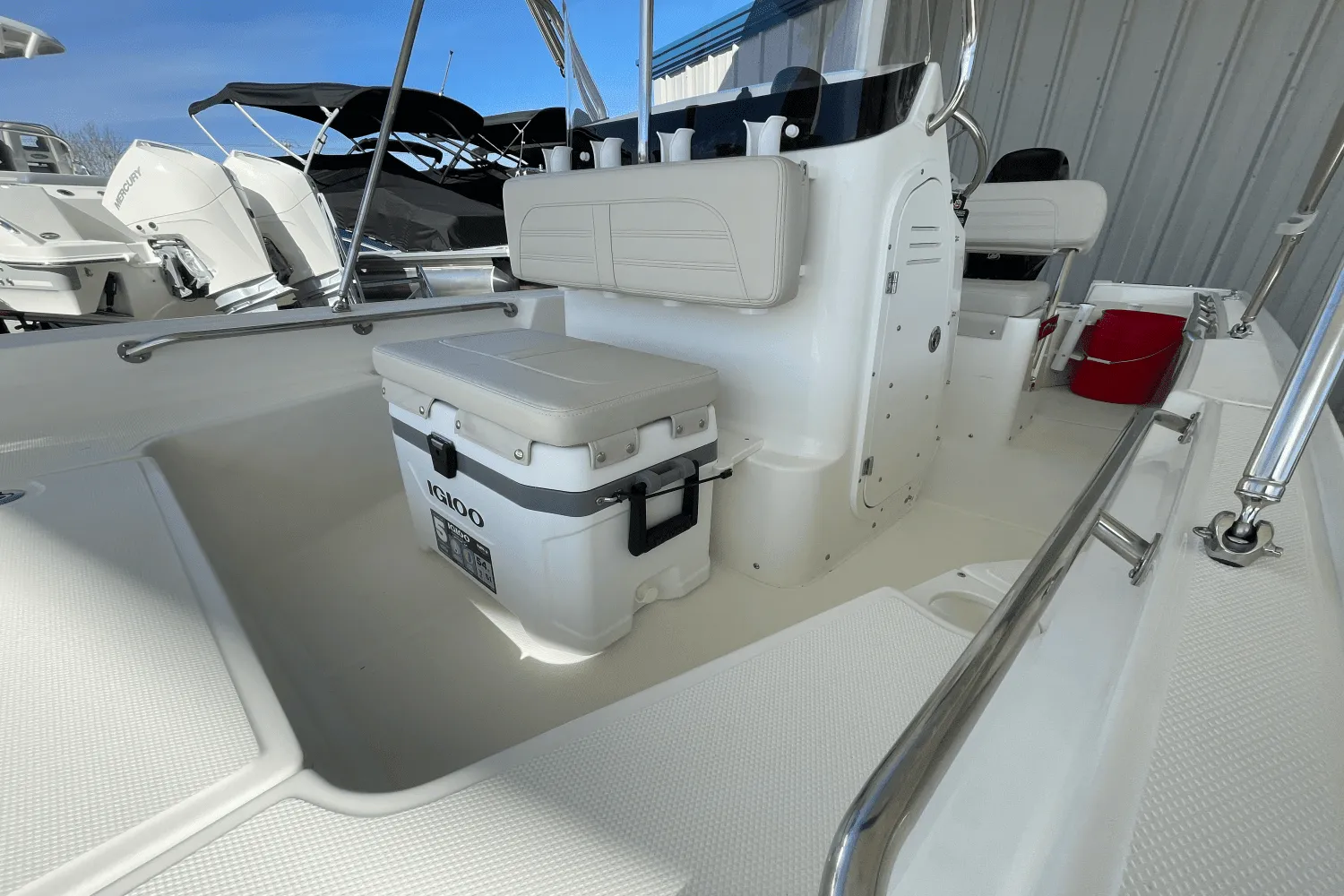 2025 Boston Whaler 150 Montauk Image Thumbnail #8