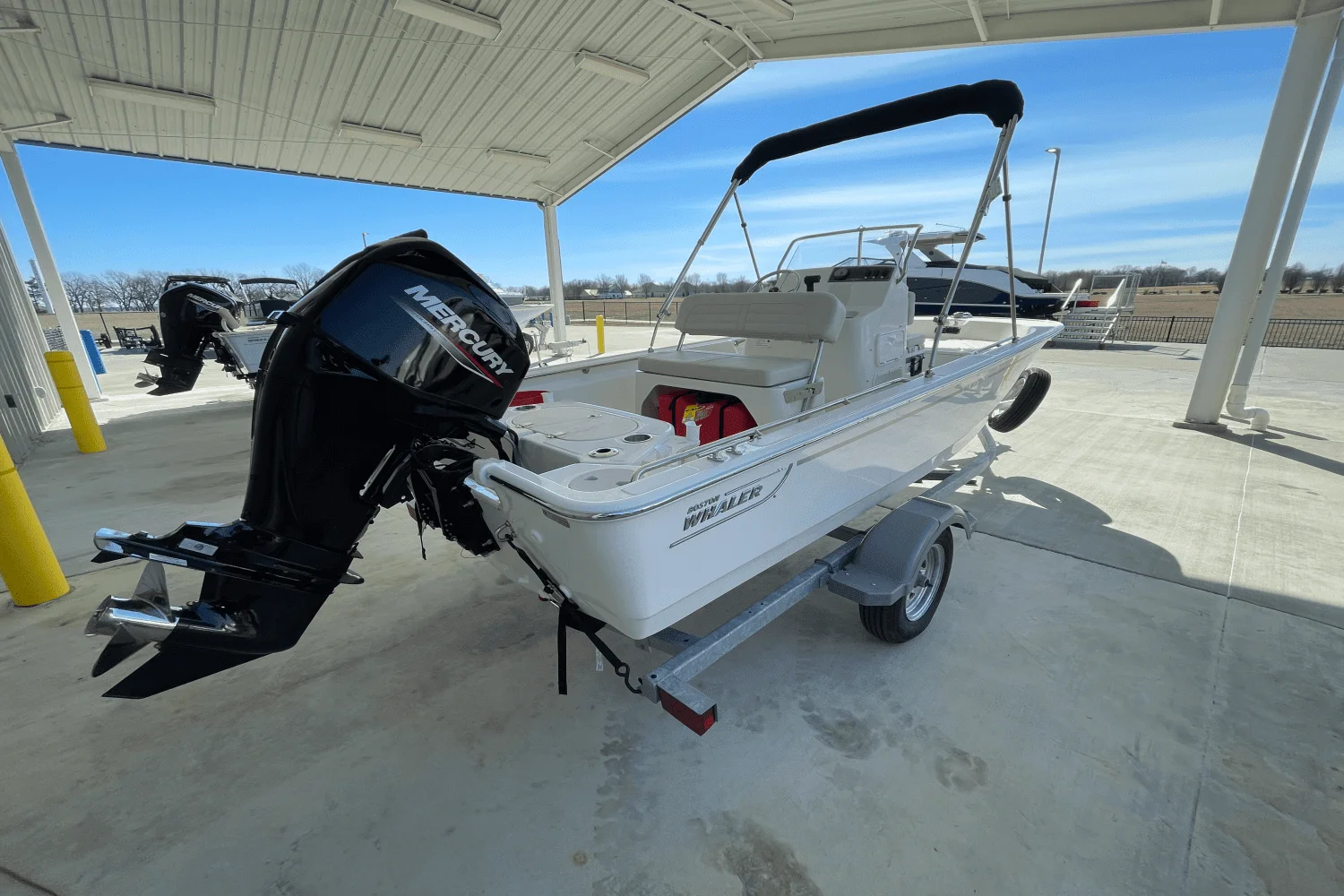 2025 Boston Whaler 150 Montauk Image Thumbnail #1