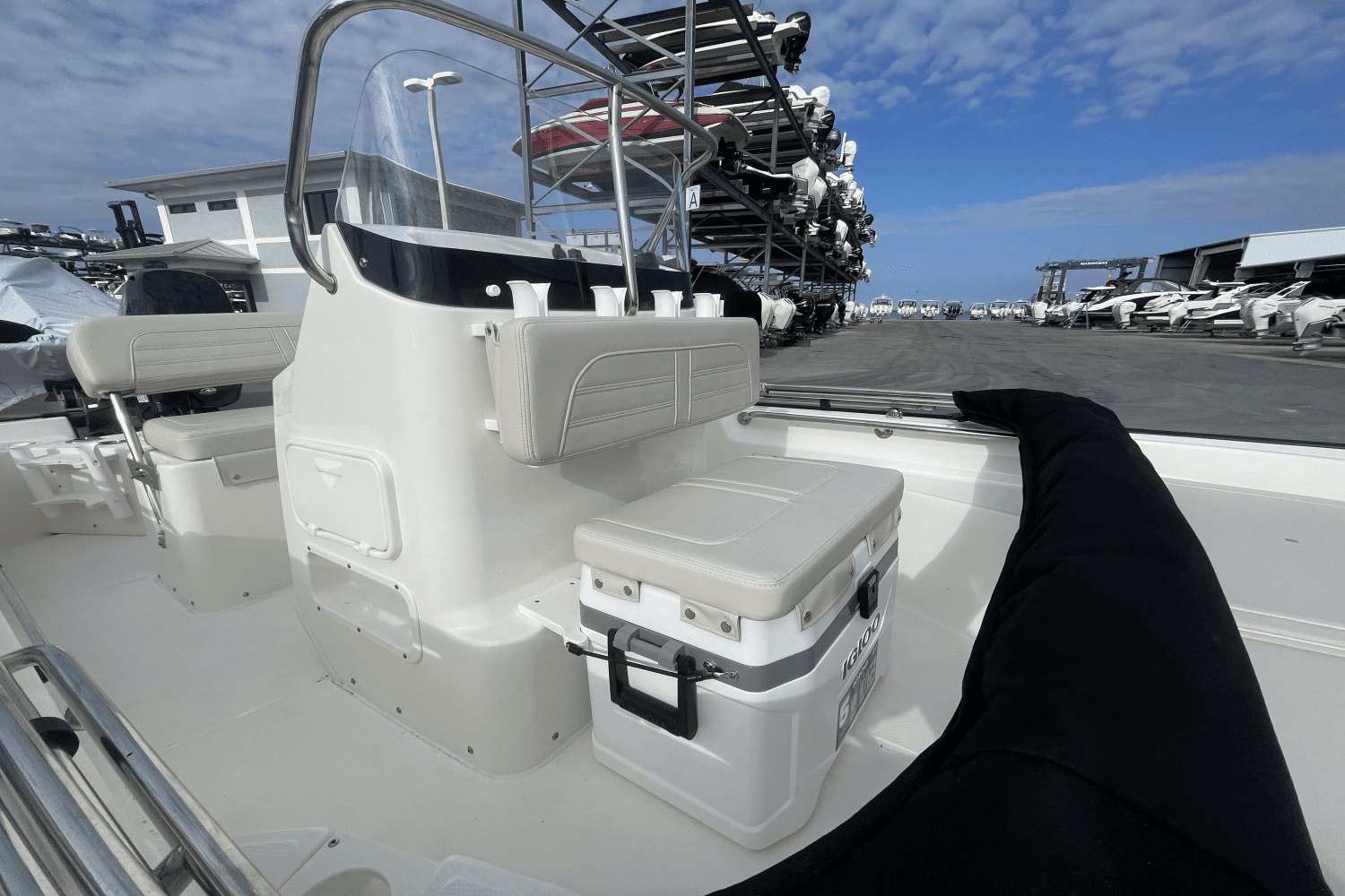 2025 Boston Whaler 150 Montauk Image Thumbnail #5