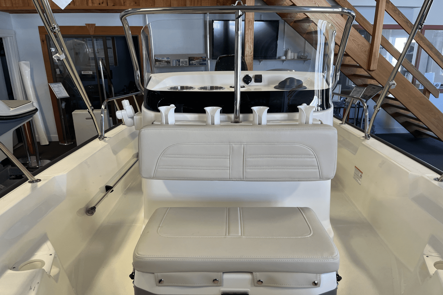 2025 Boston Whaler 150 Montauk Image Thumbnail #7