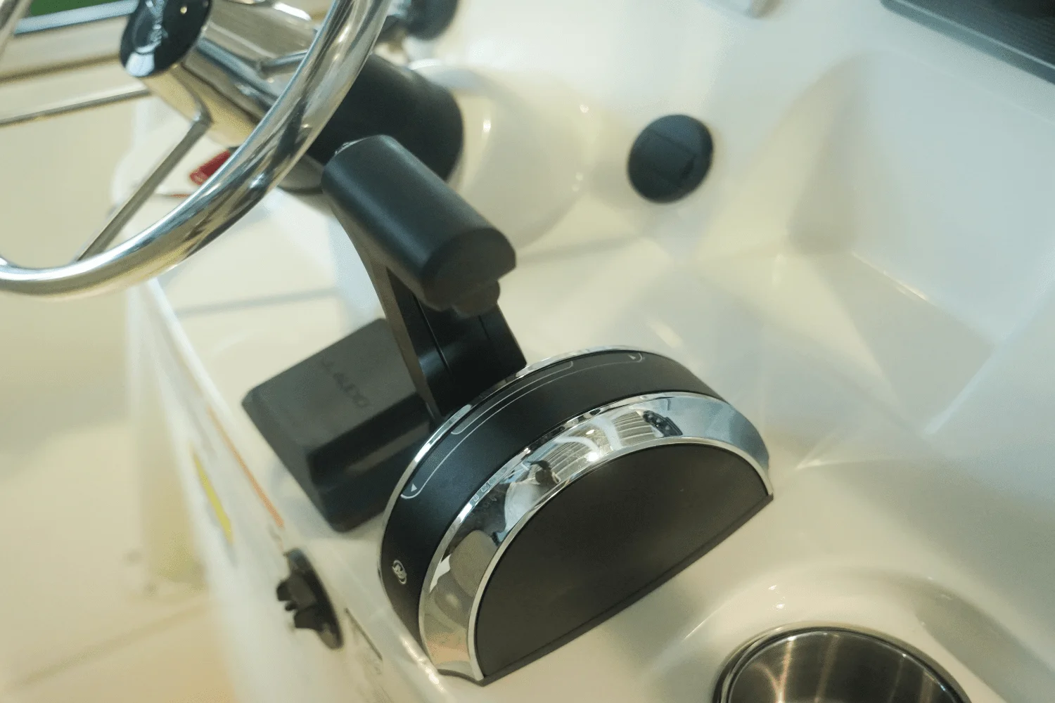 2025 Boston Whaler 190 Montauk Image Thumbnail #14