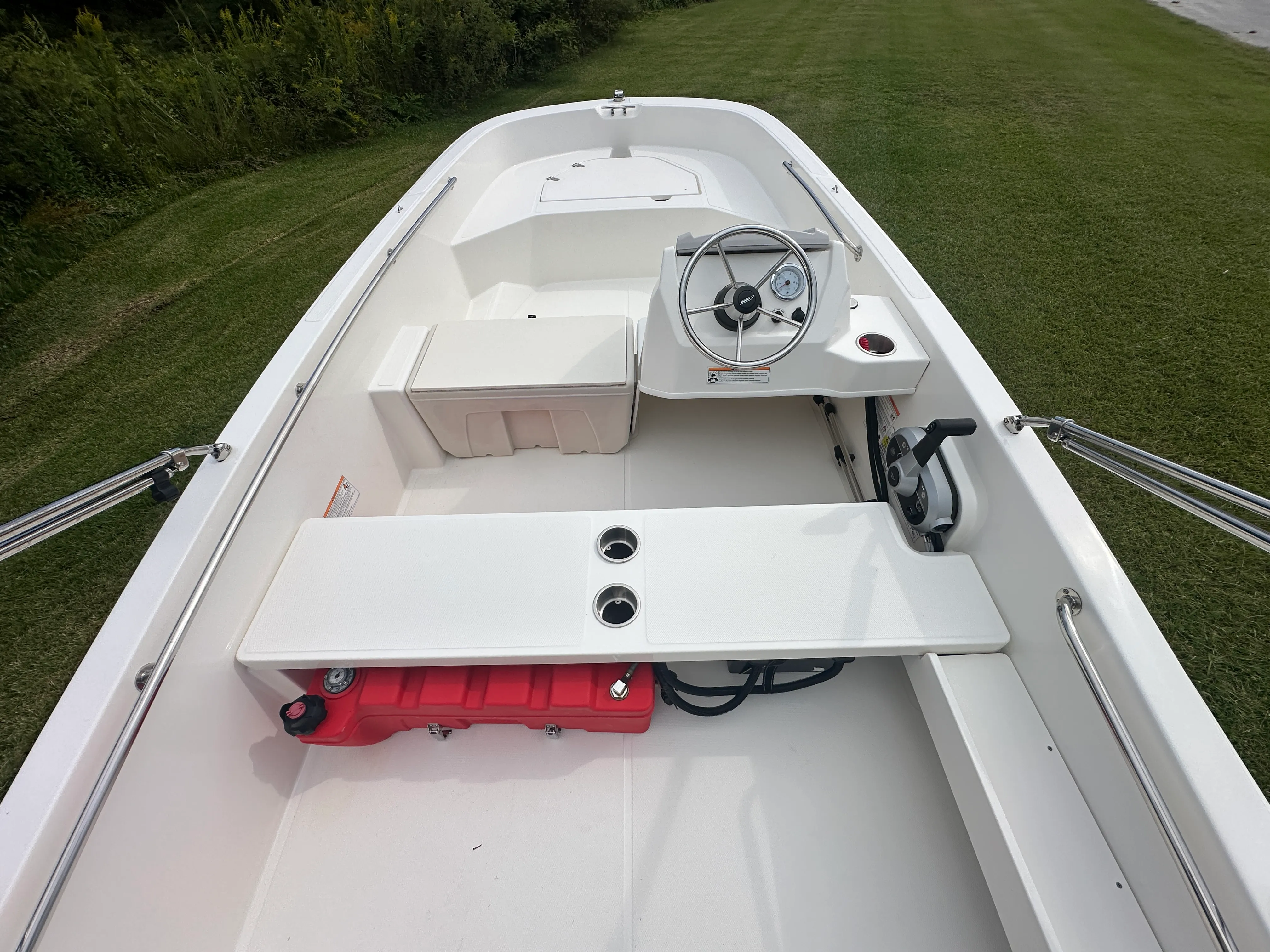 2025 Boston Whaler 160 Super Sport Image Thumbnail #14
