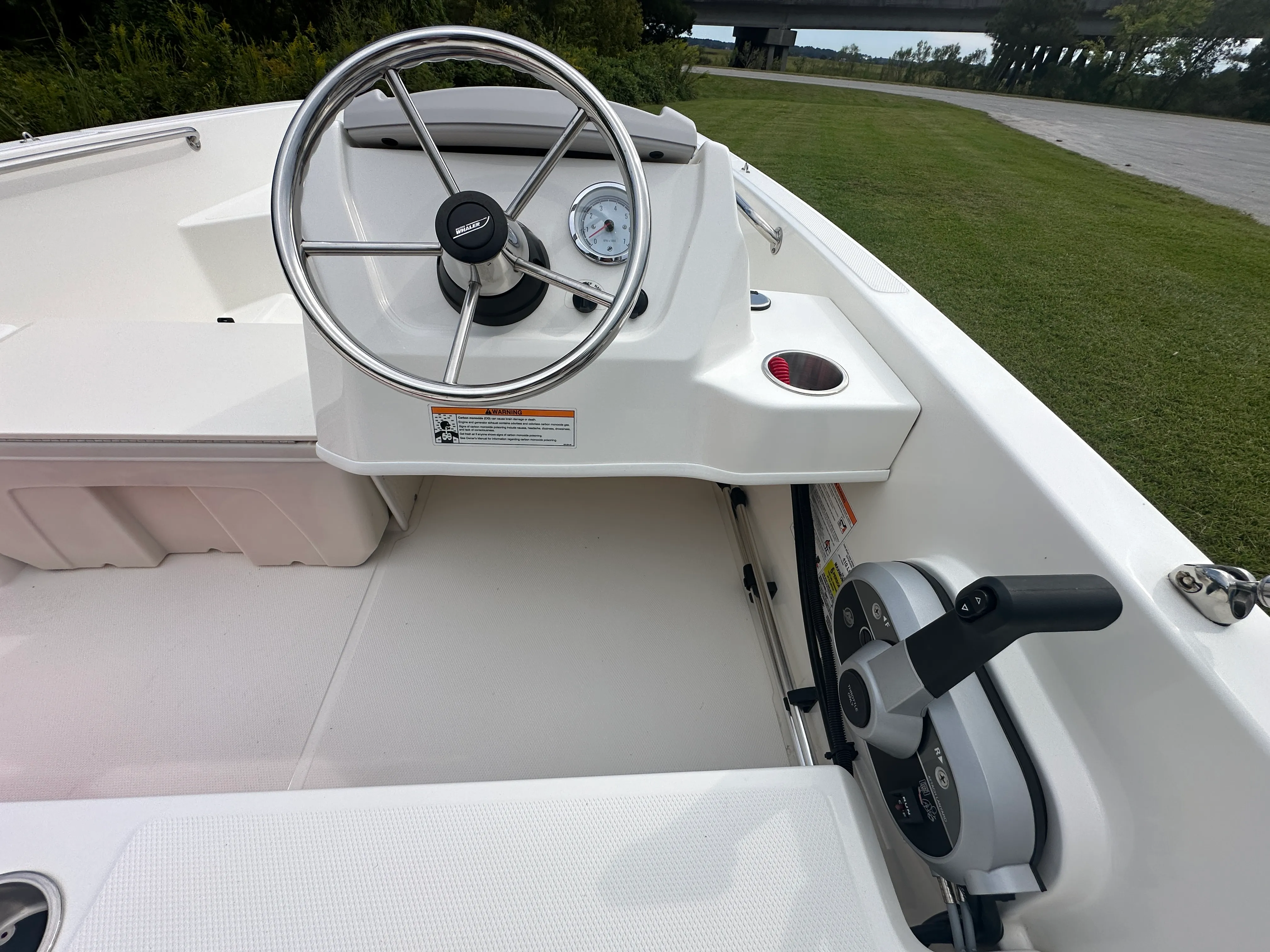 2025 Boston Whaler 160 Super Sport Image Thumbnail #12