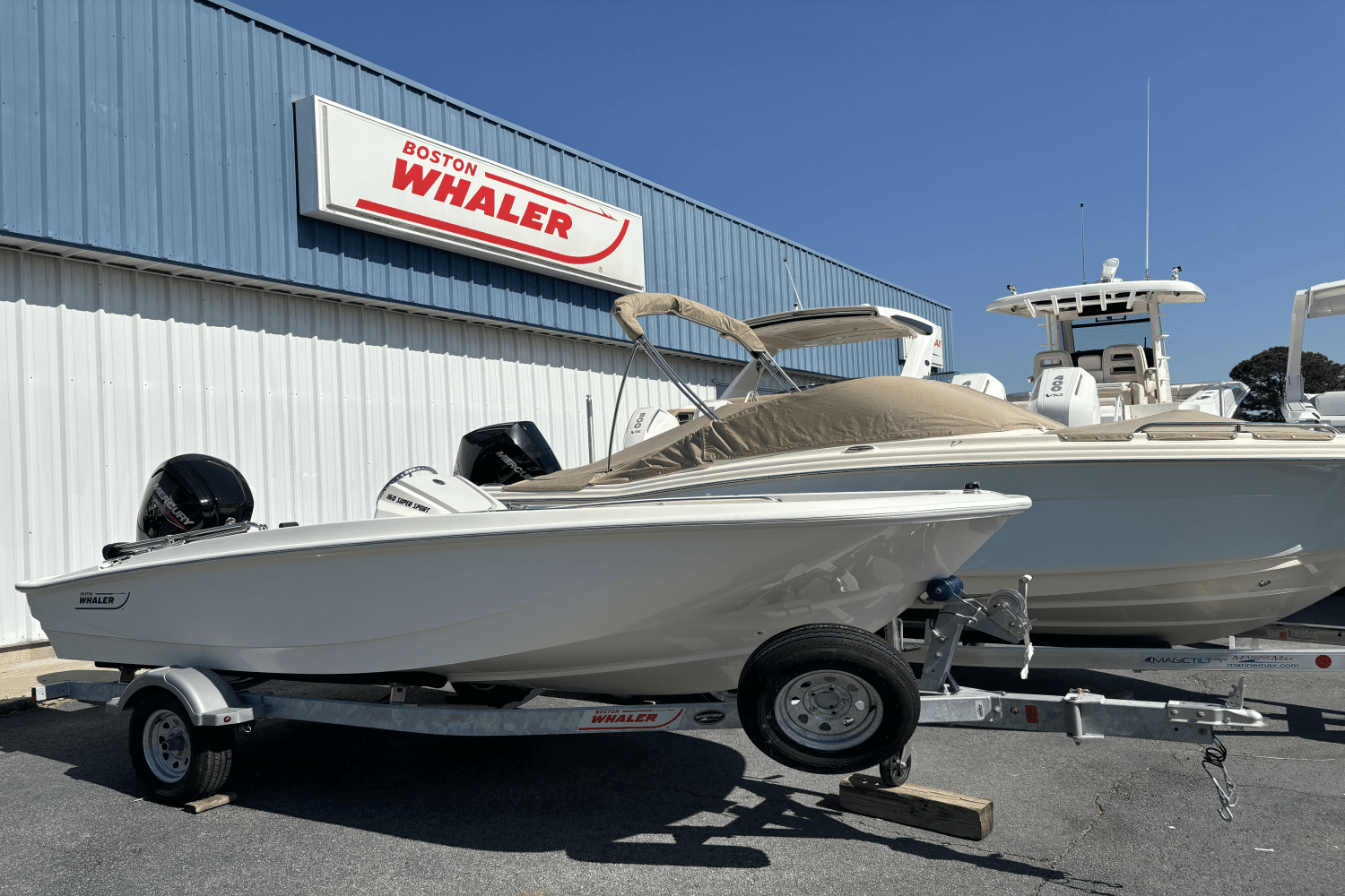 2025 Boston Whaler 160 Super Sport Image Thumbnail #1