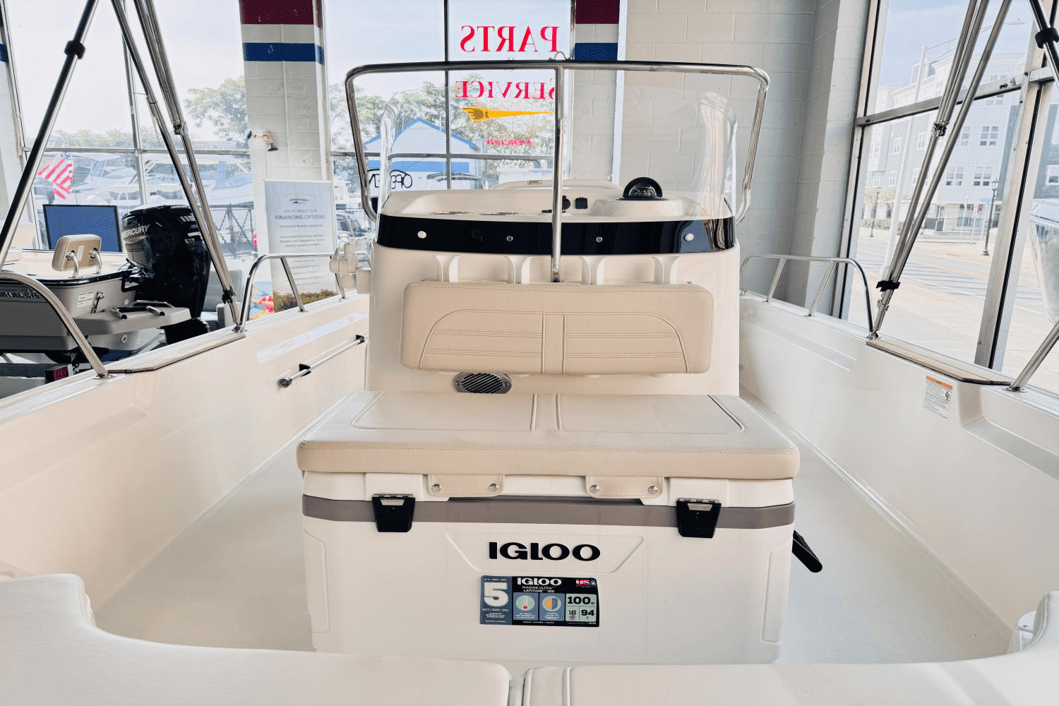 2025 Boston Whaler 190 Montauk  Image Thumbnail #20