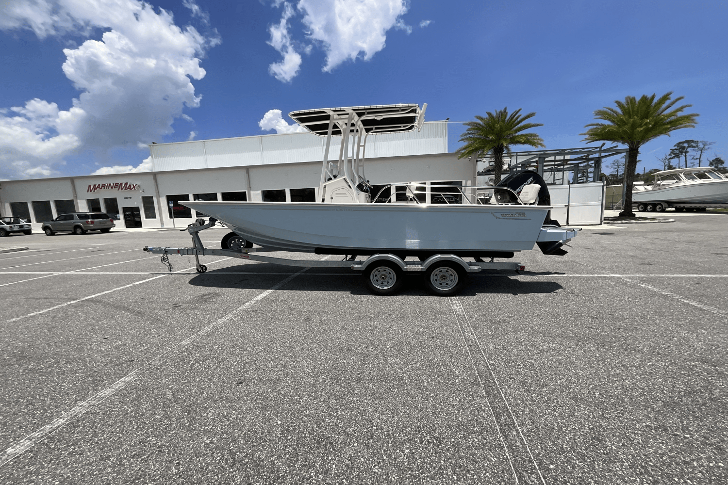 2025 Boston Whaler 190 Montauk Image Thumbnail #5