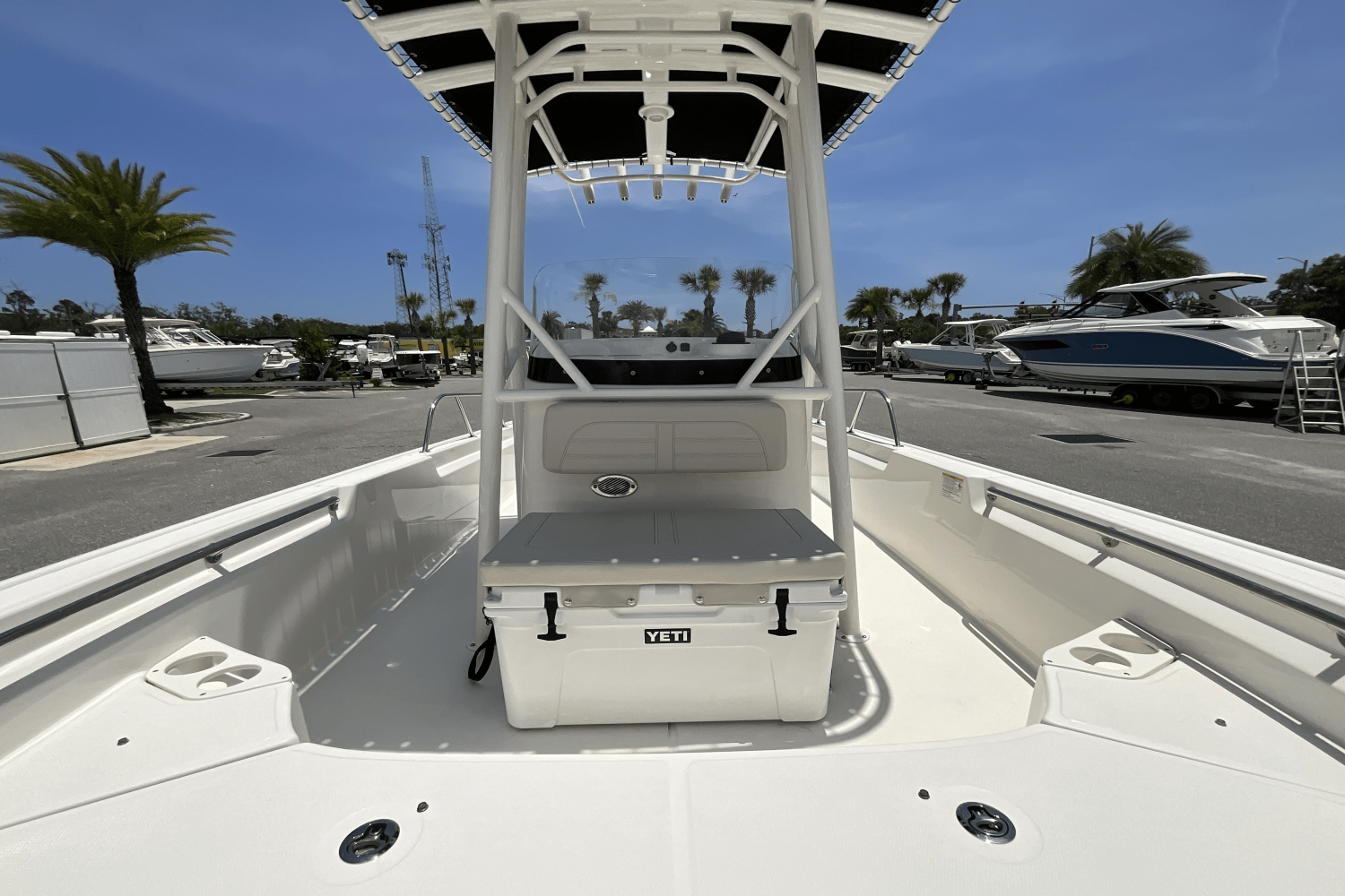 2025 Boston Whaler 190 Montauk Image Thumbnail #12