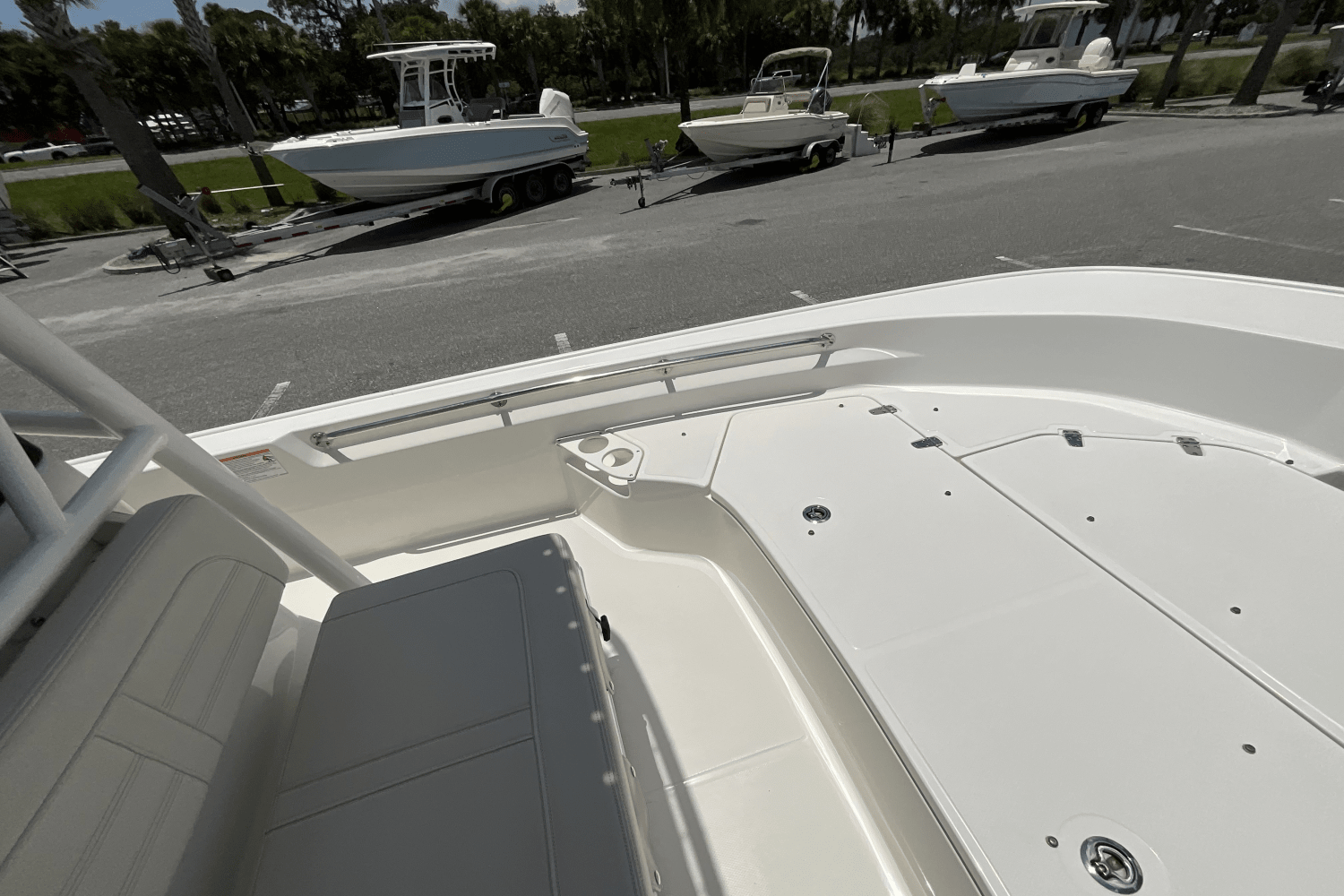 2025 Boston Whaler 190 Montauk Image Thumbnail #11