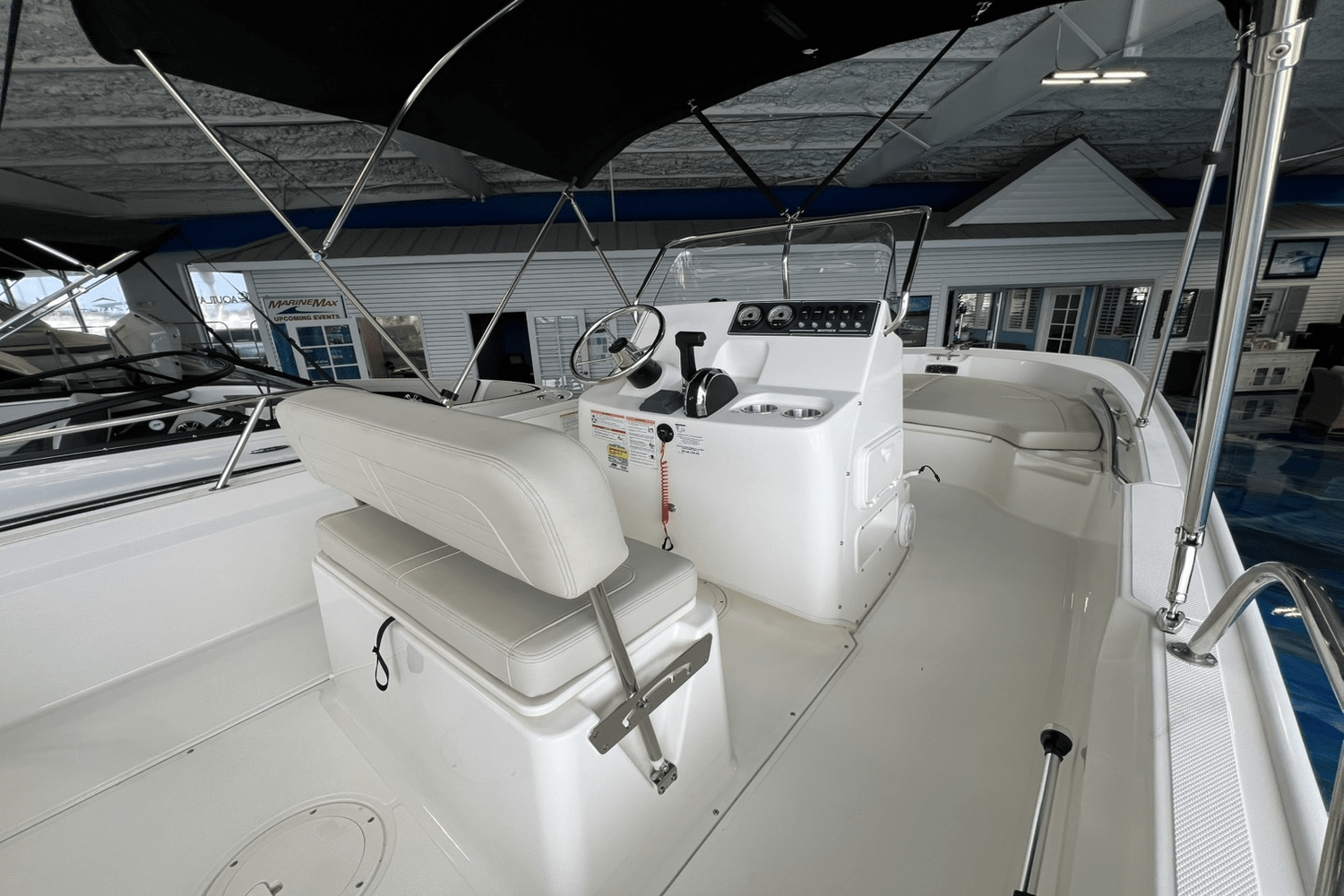 2025 Boston Whaler 190 Montauk Image Thumbnail #13