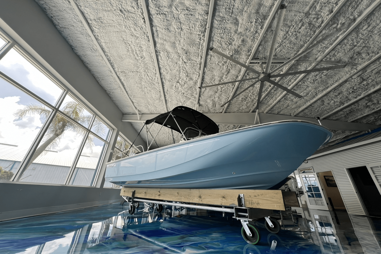 2025 Boston Whaler 190 Montauk Image Thumbnail #4