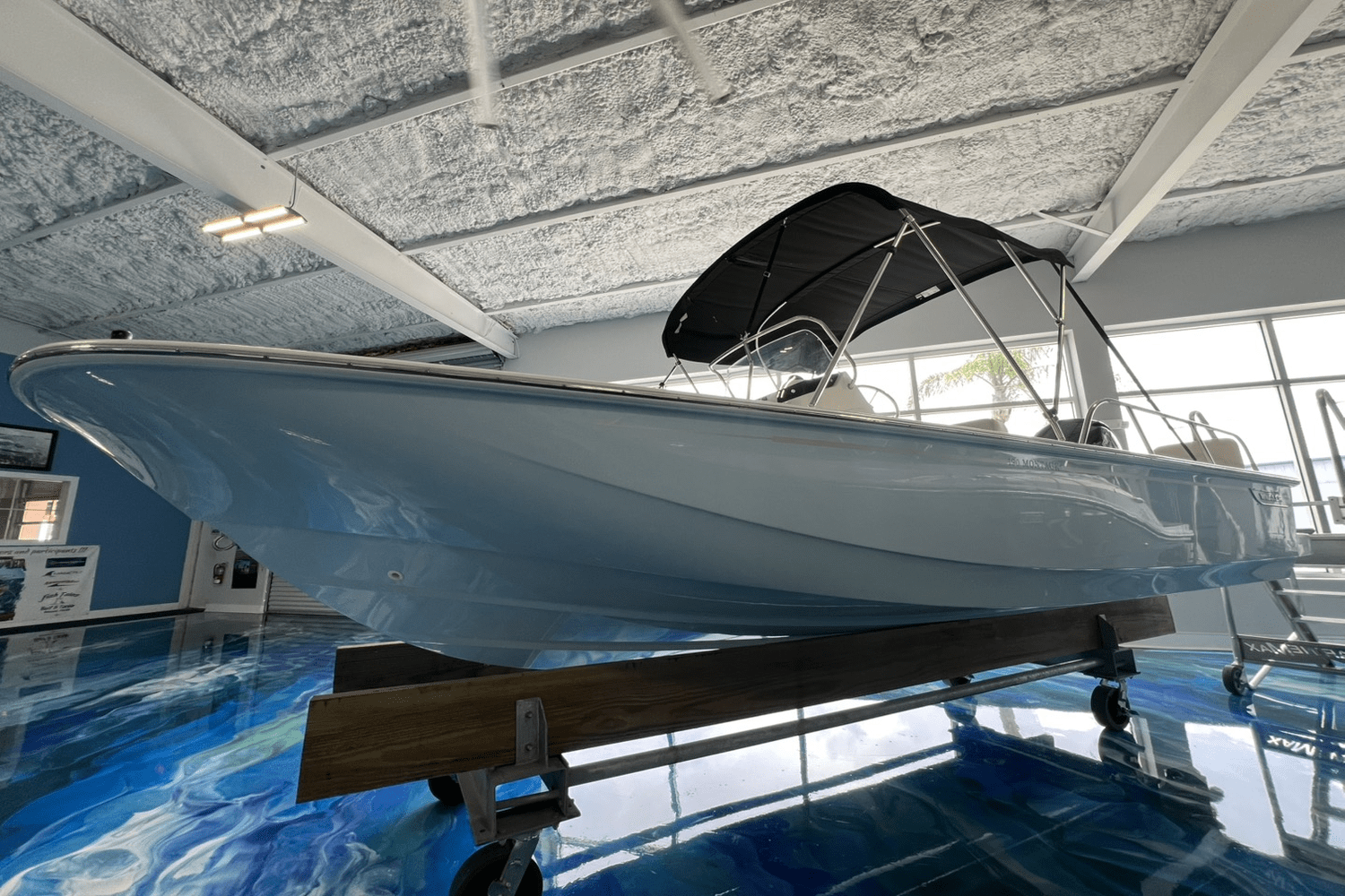 2025 Boston Whaler 190 Montauk Image Thumbnail #5
