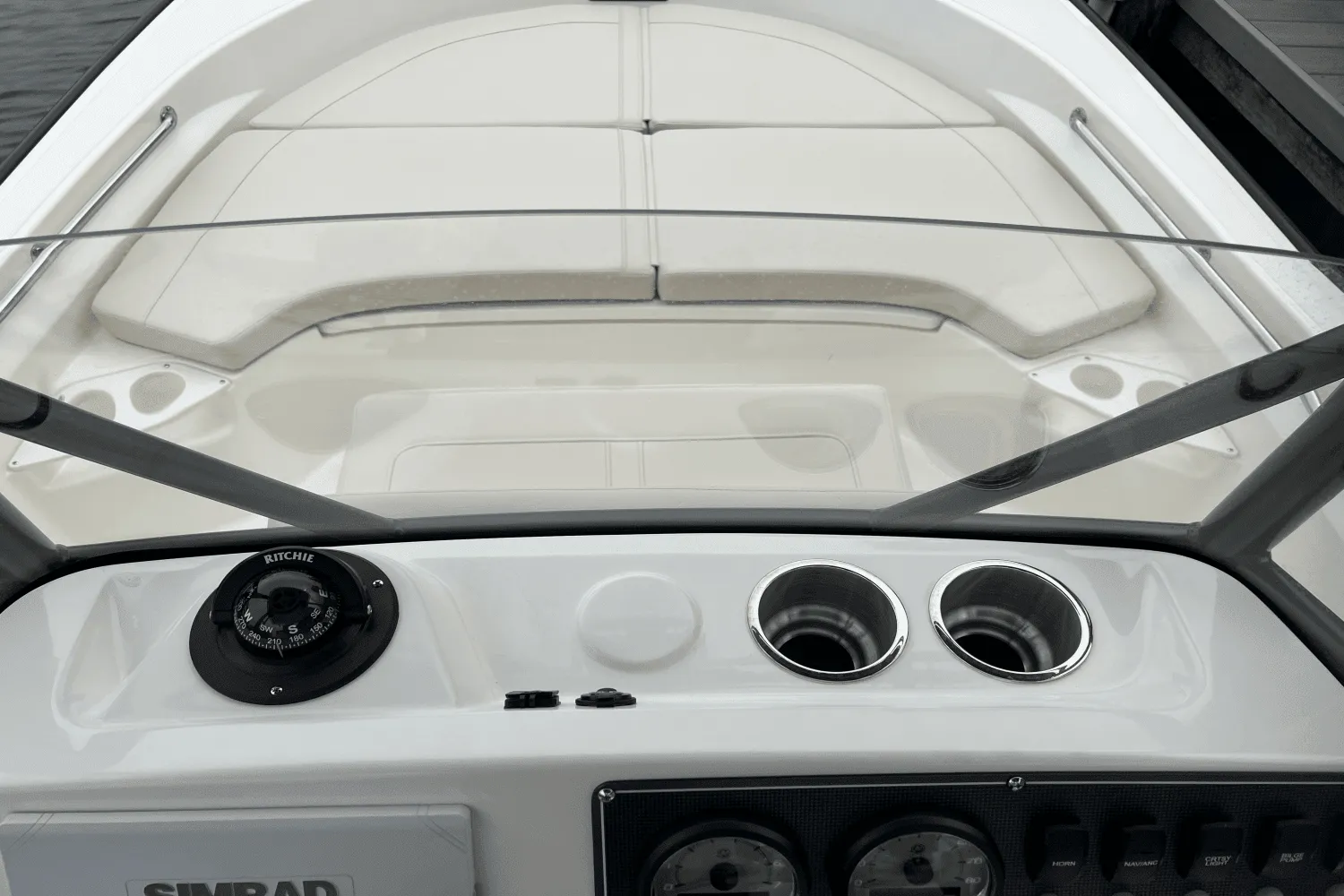 2025 Boston Whaler 190 Montauk Image Thumbnail #10