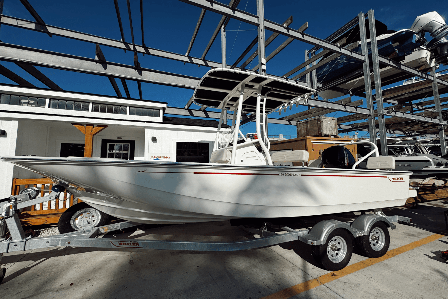 2025 Boston Whaler 190 Montauk Image Thumbnail #10