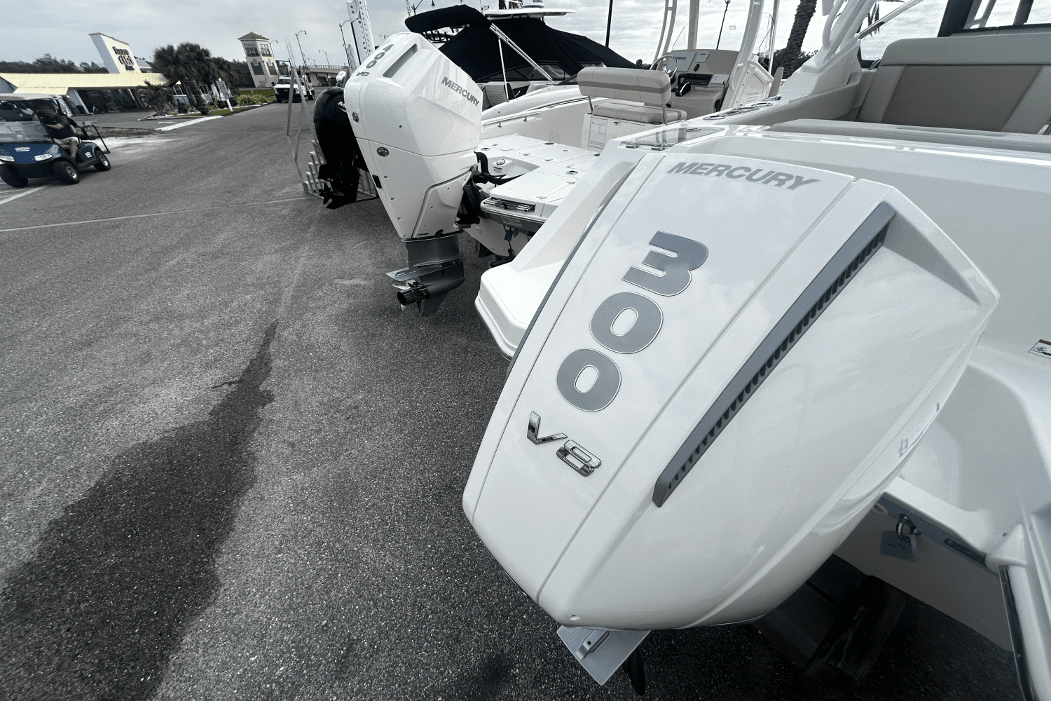 2025 Boston Whaler 240 Vantage Image Thumbnail #8