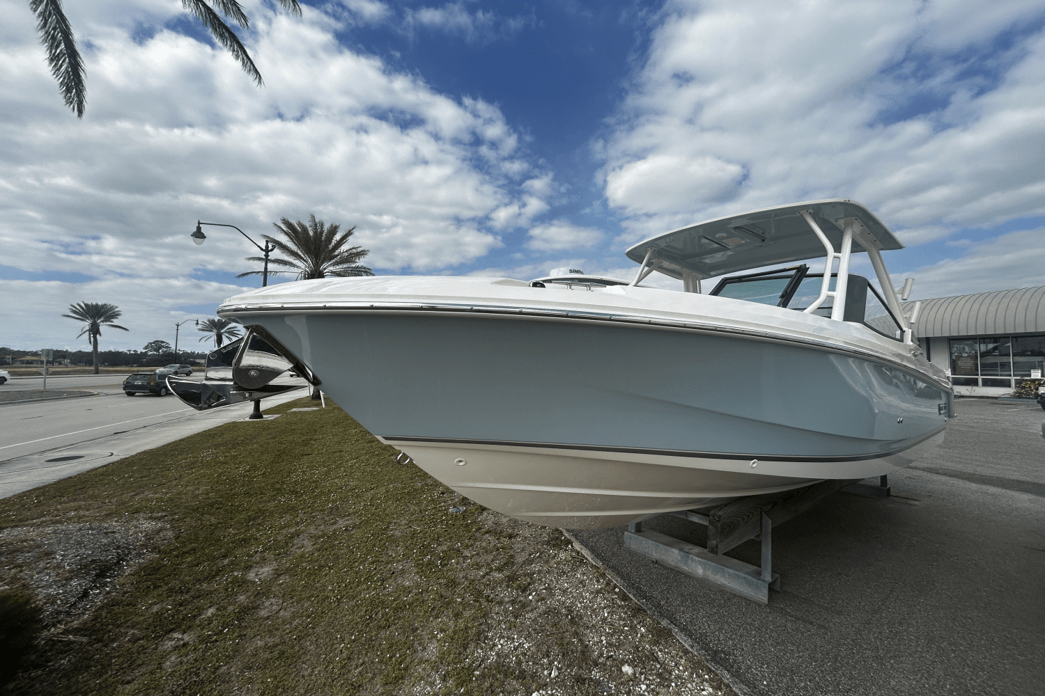 2025 Boston Whaler 240 Vantage Image Thumbnail #6