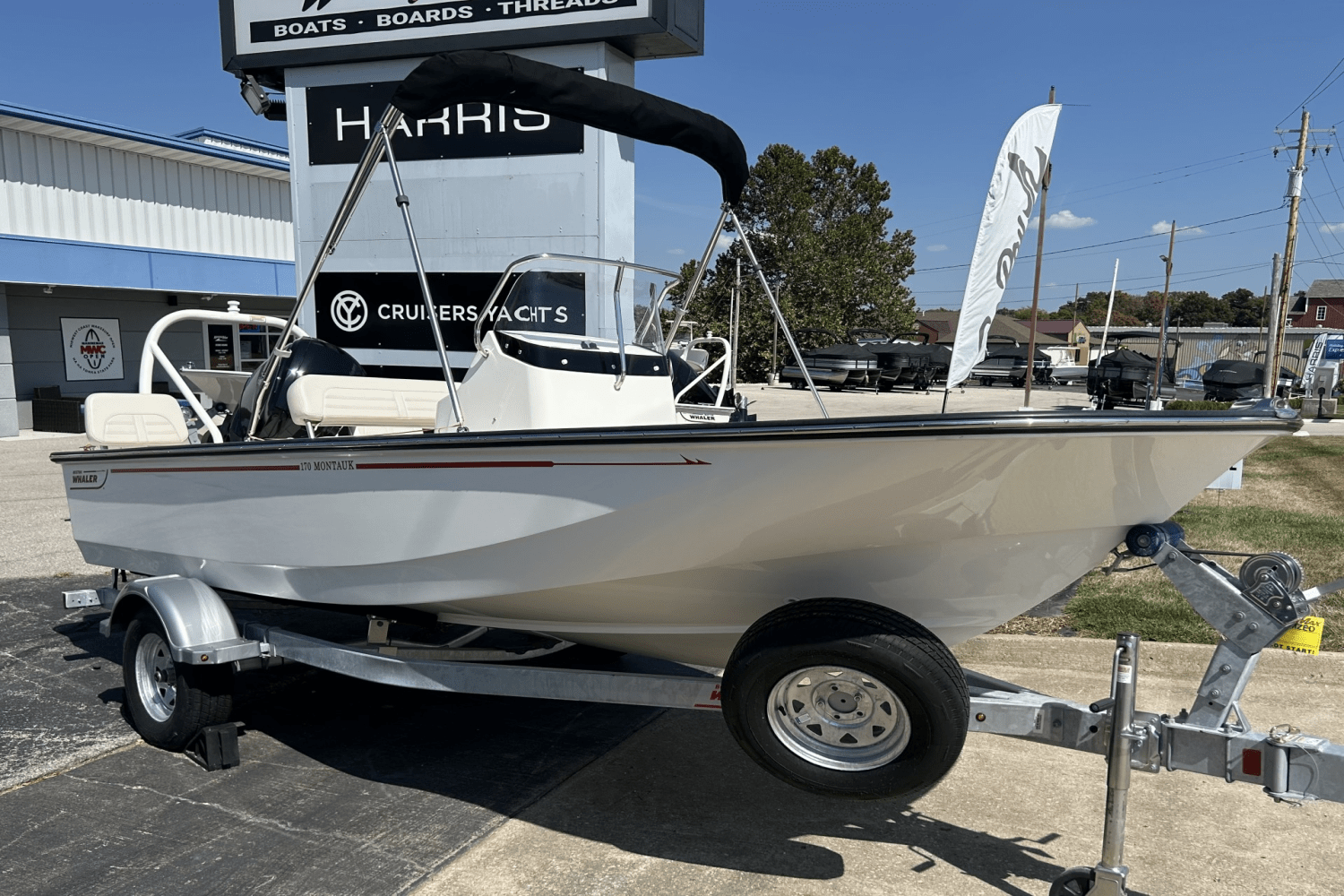 2025 Boston Whaler 170 Montauk Image Thumbnail #1