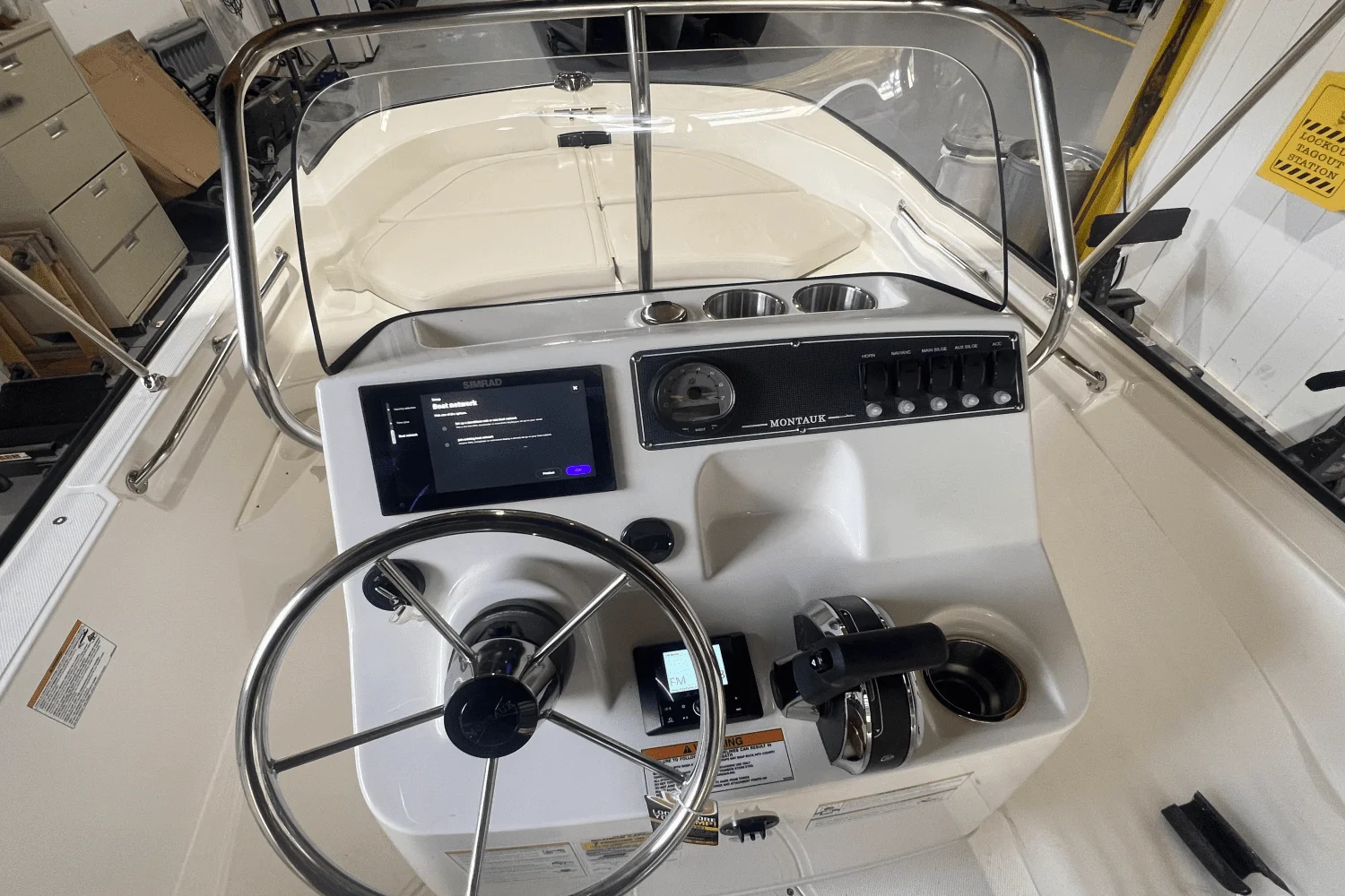 2025 Boston Whaler 170 Montauk Image Thumbnail #12