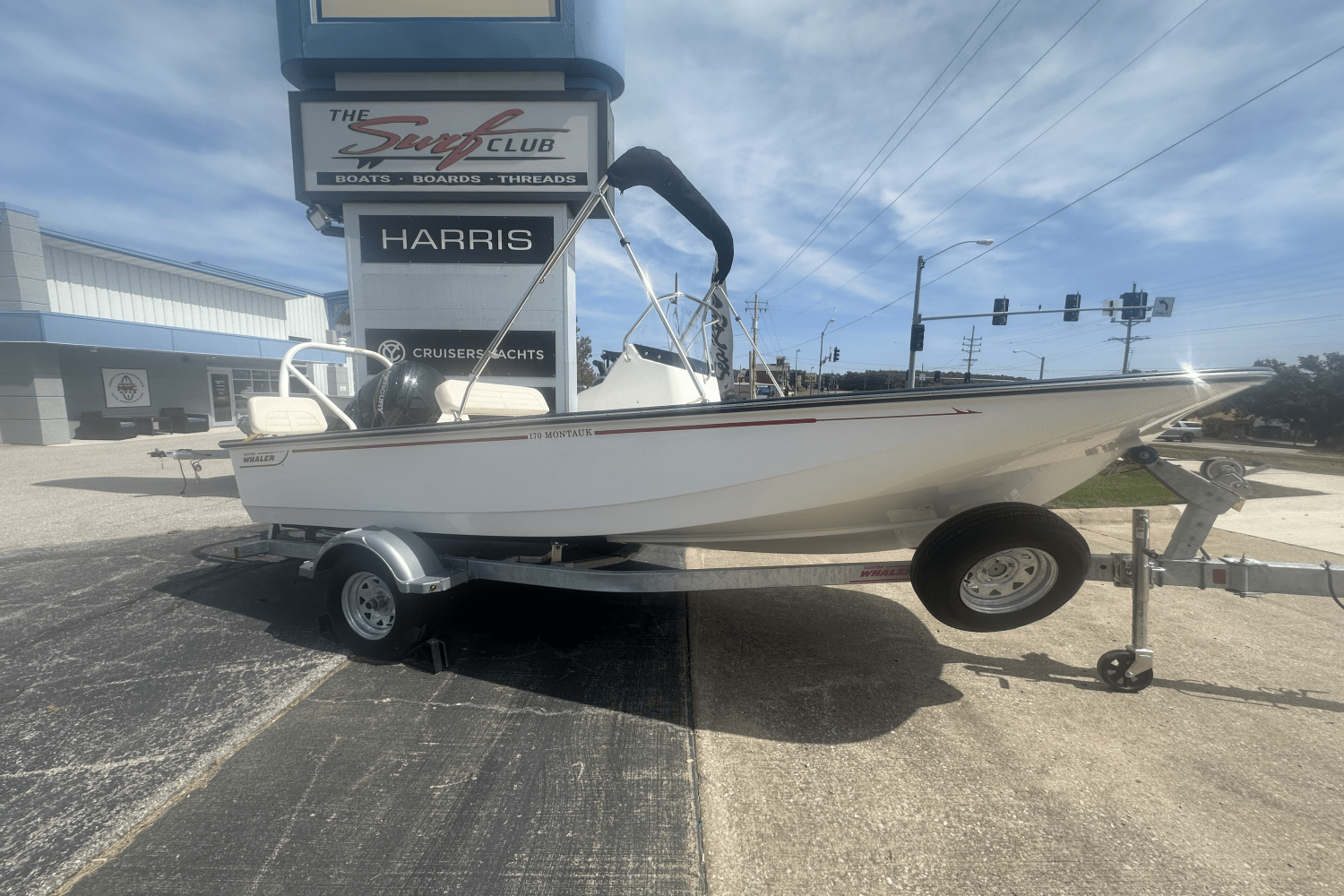 2025 Boston Whaler 170 Montauk Image Thumbnail #0