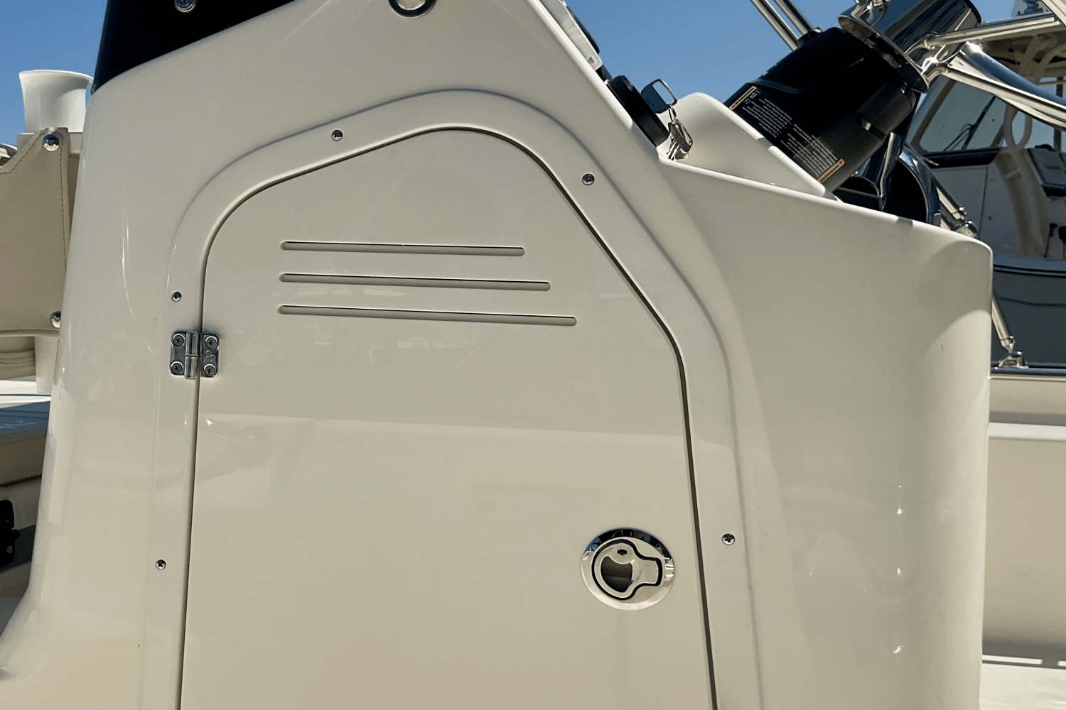 2025 Boston Whaler 170 Montauk Image Thumbnail #13
