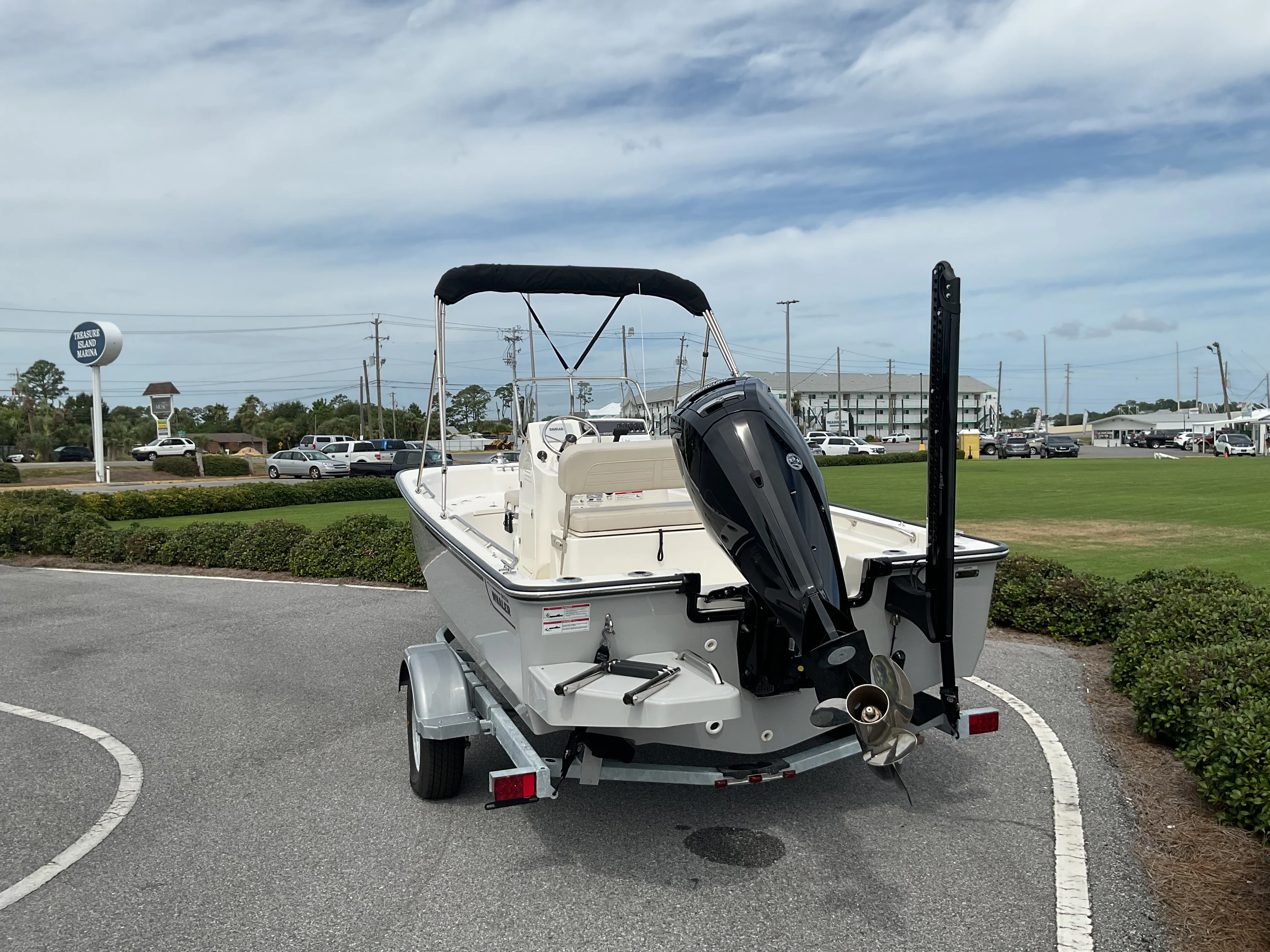 2025 Boston Whaler 170 Montauk Image Thumbnail #7
