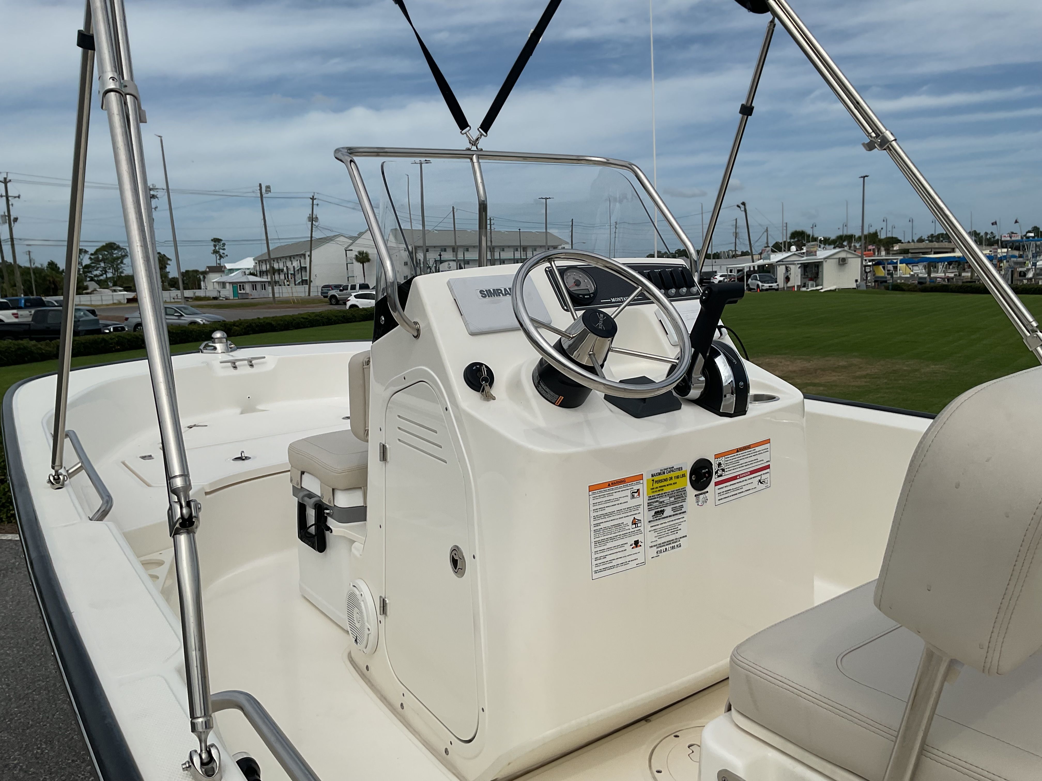 2025 Boston Whaler 170 Montauk Image Thumbnail #5
