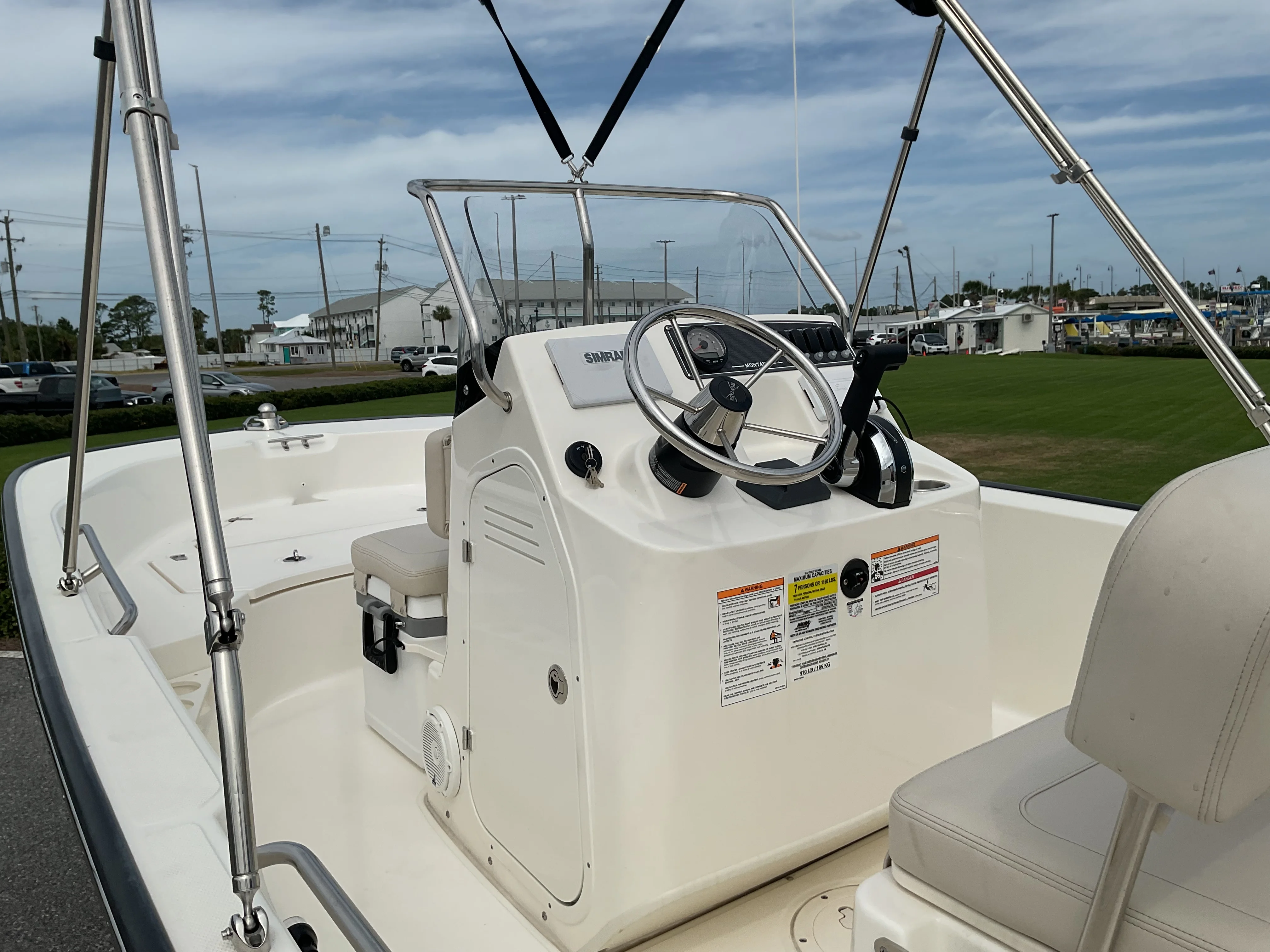 2025 Boston Whaler 170 Montauk Image Thumbnail #5