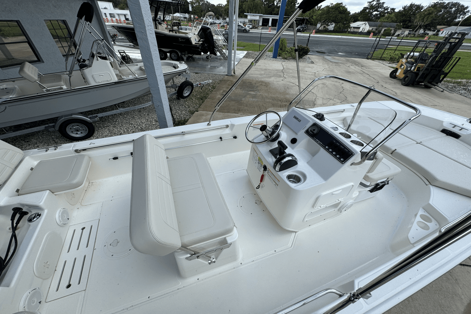 2025 Boston Whaler 170 Montauk Image Thumbnail #4