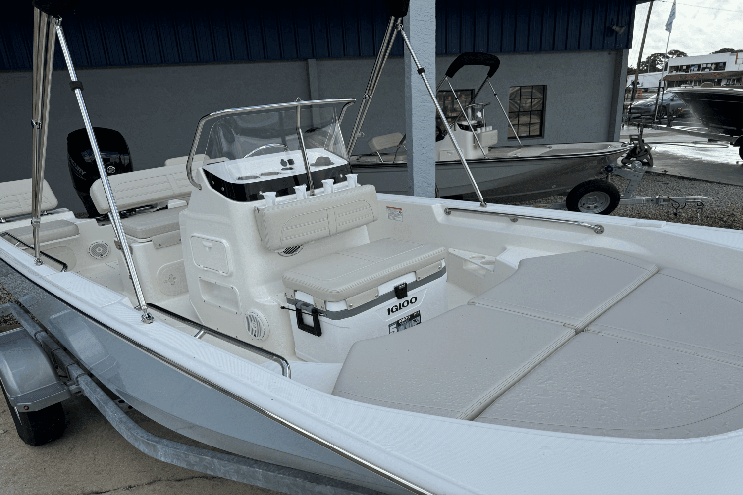 2025 Boston Whaler 170 Montauk Image Thumbnail #6