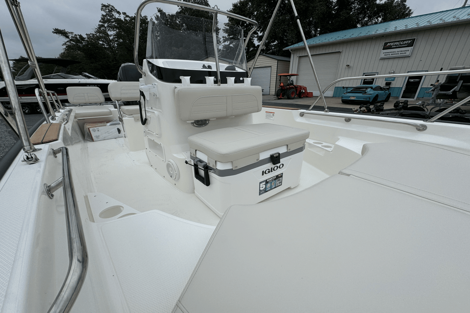 2025 Boston Whaler 170 Montauk Image Thumbnail #15