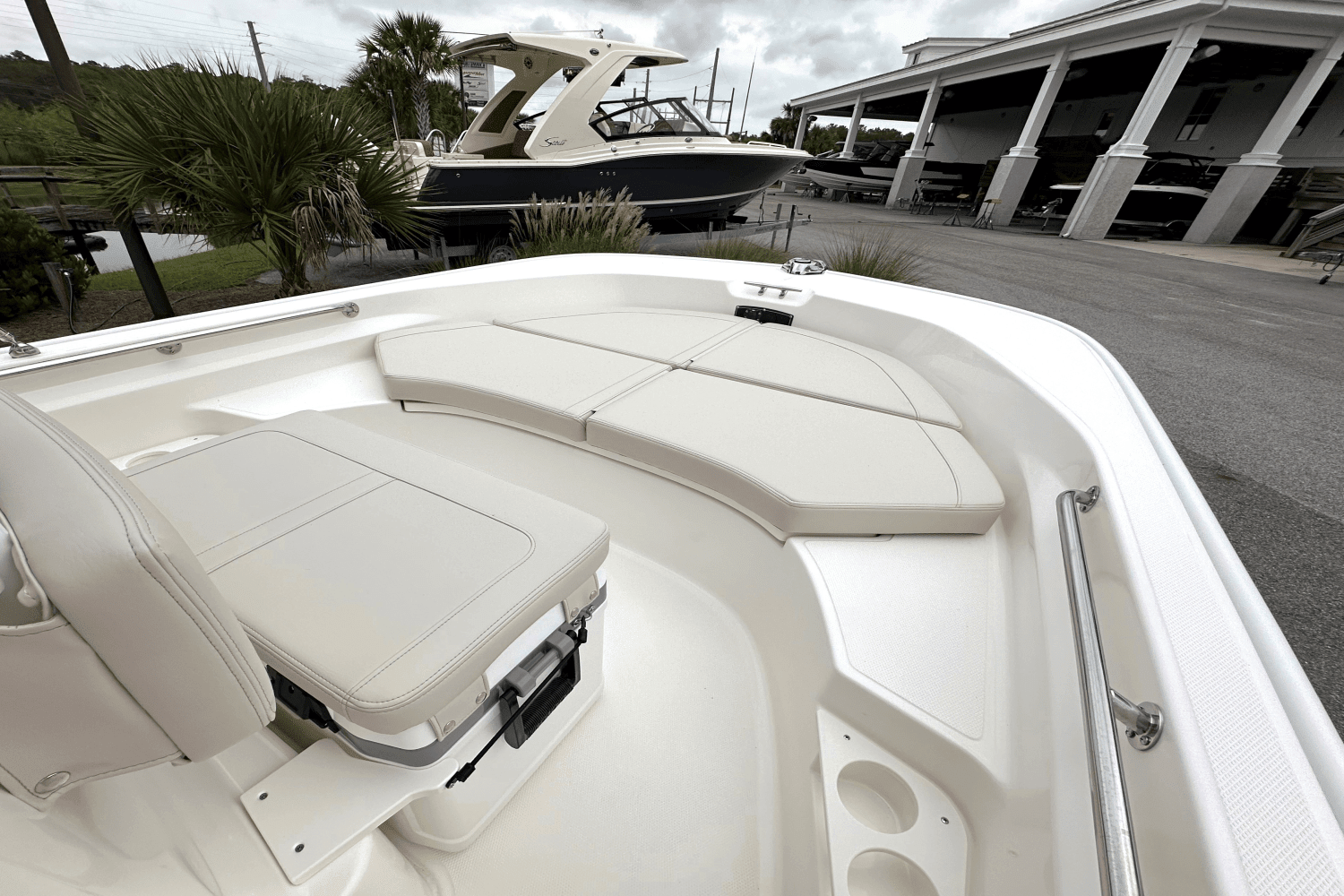 2025 Boston Whaler 170 Montauk Image Thumbnail #14