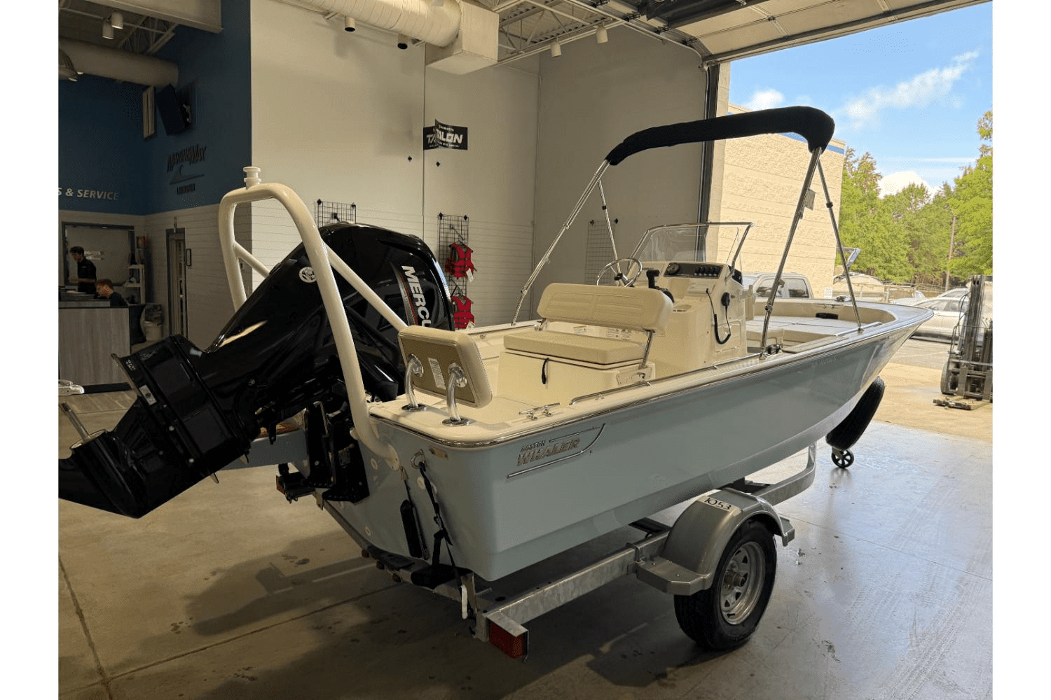 2025 Boston Whaler 170 Montauk Image Thumbnail #3