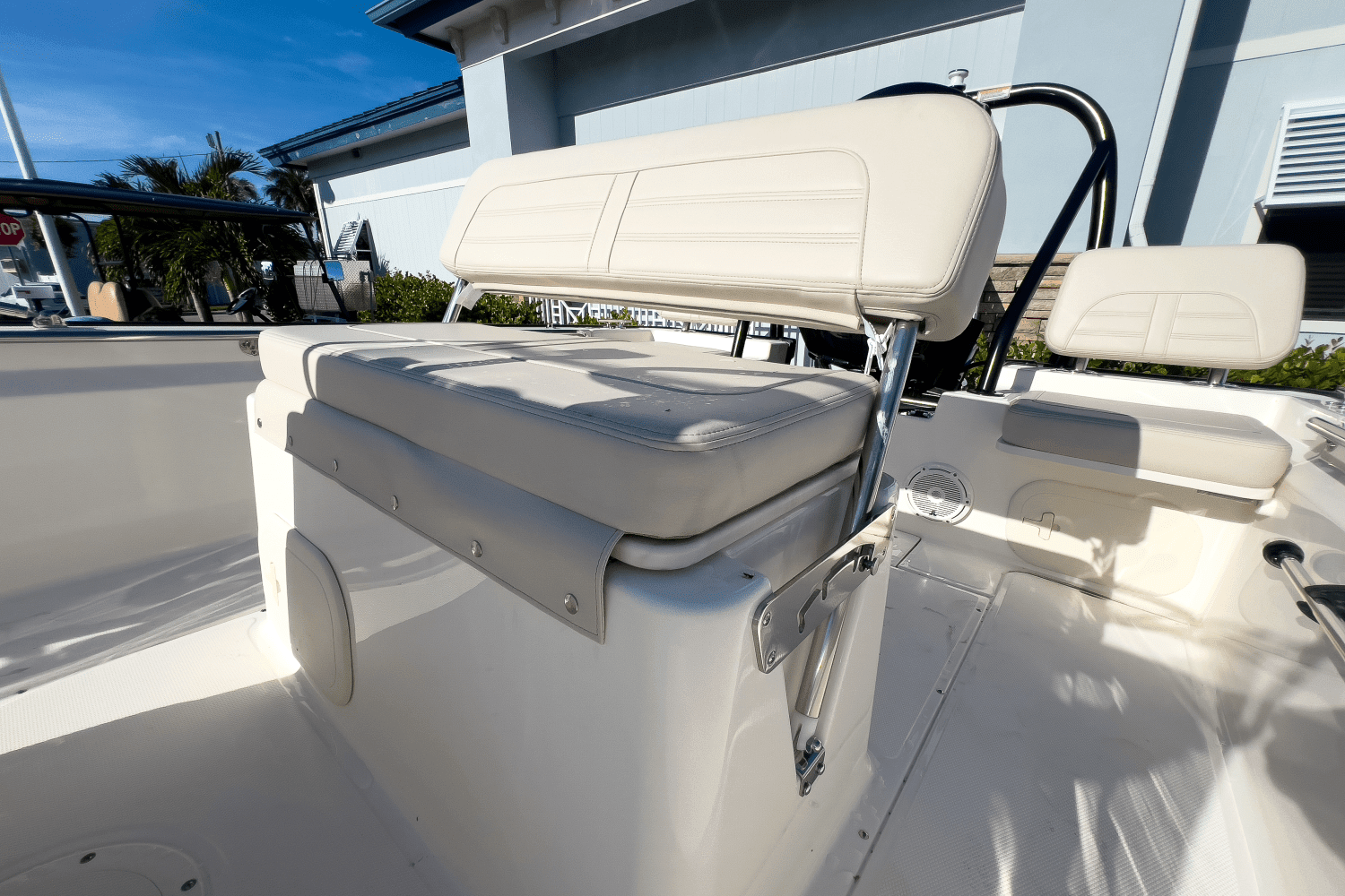 2025 Boston Whaler 170 Montauk Image Thumbnail #5