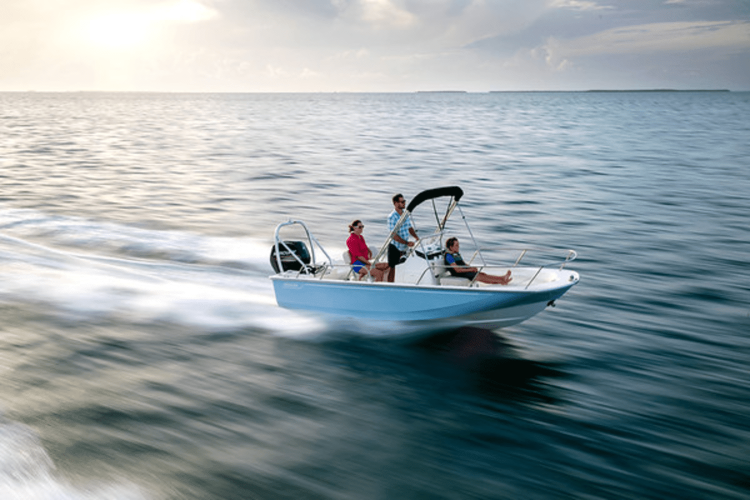 2025 Boston Whaler 170 Montauk Image Thumbnail #1